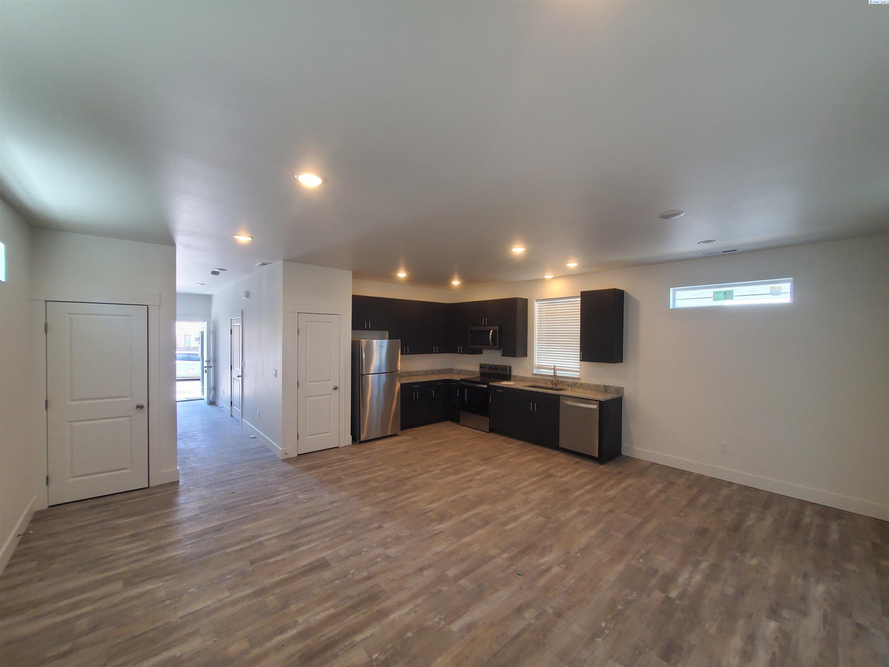 Homes for sale in Kennewick, WA | 5866 W 41St, Kennewick, WA 99338 | MLS# 291007