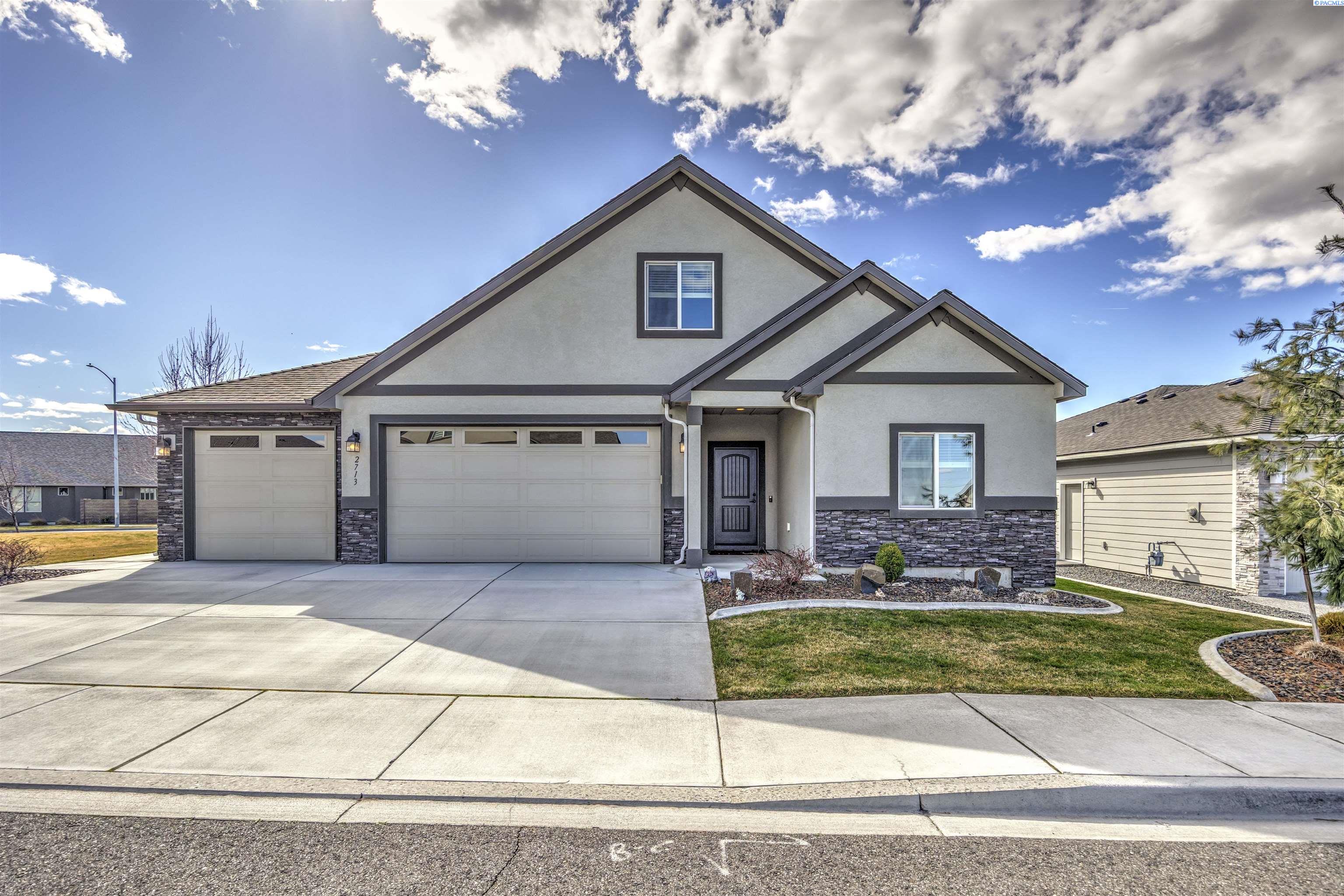 2713 Torrey Pines Way, Richland, WA 99354