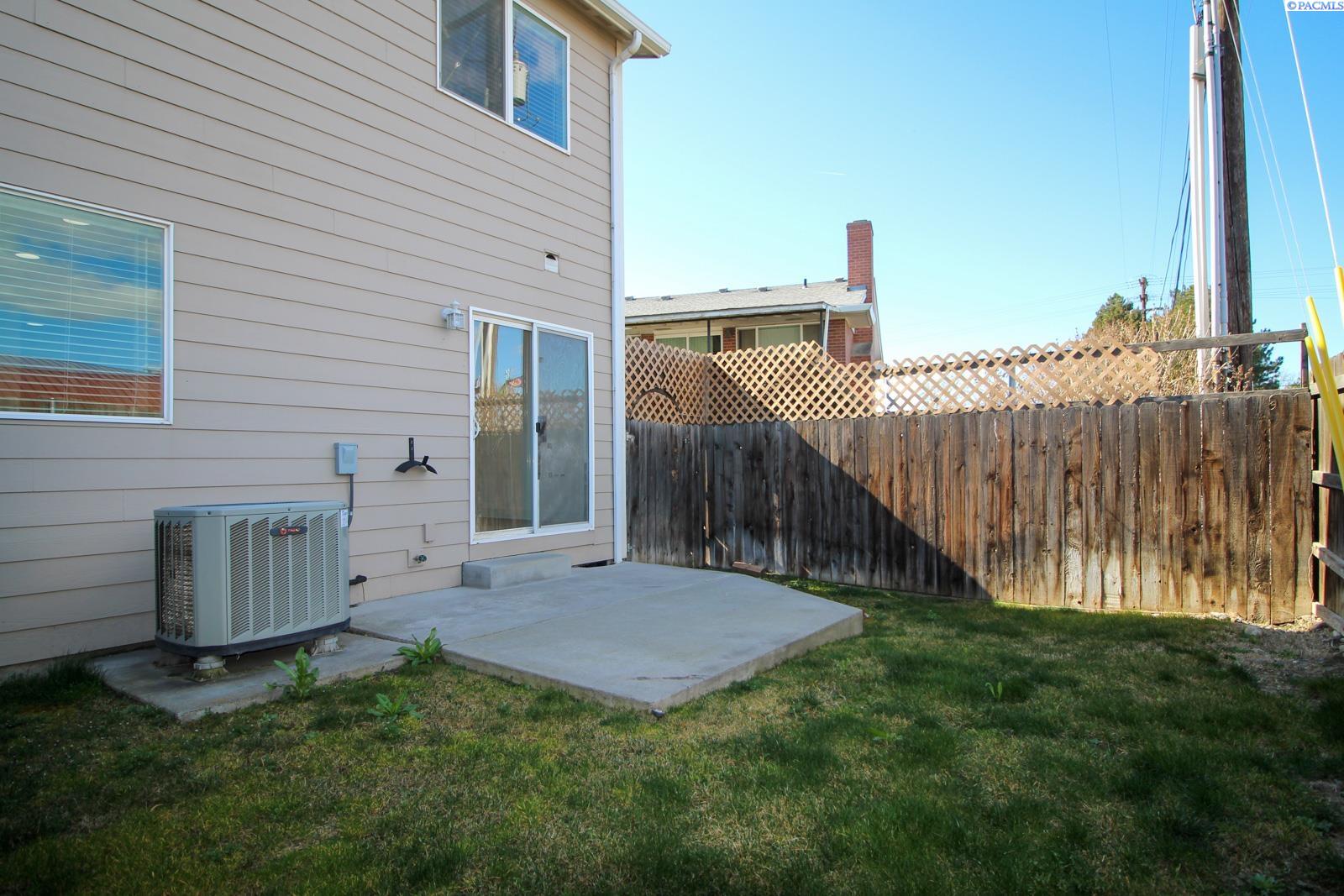 48 Dawes St, Kennewick, WA 99336