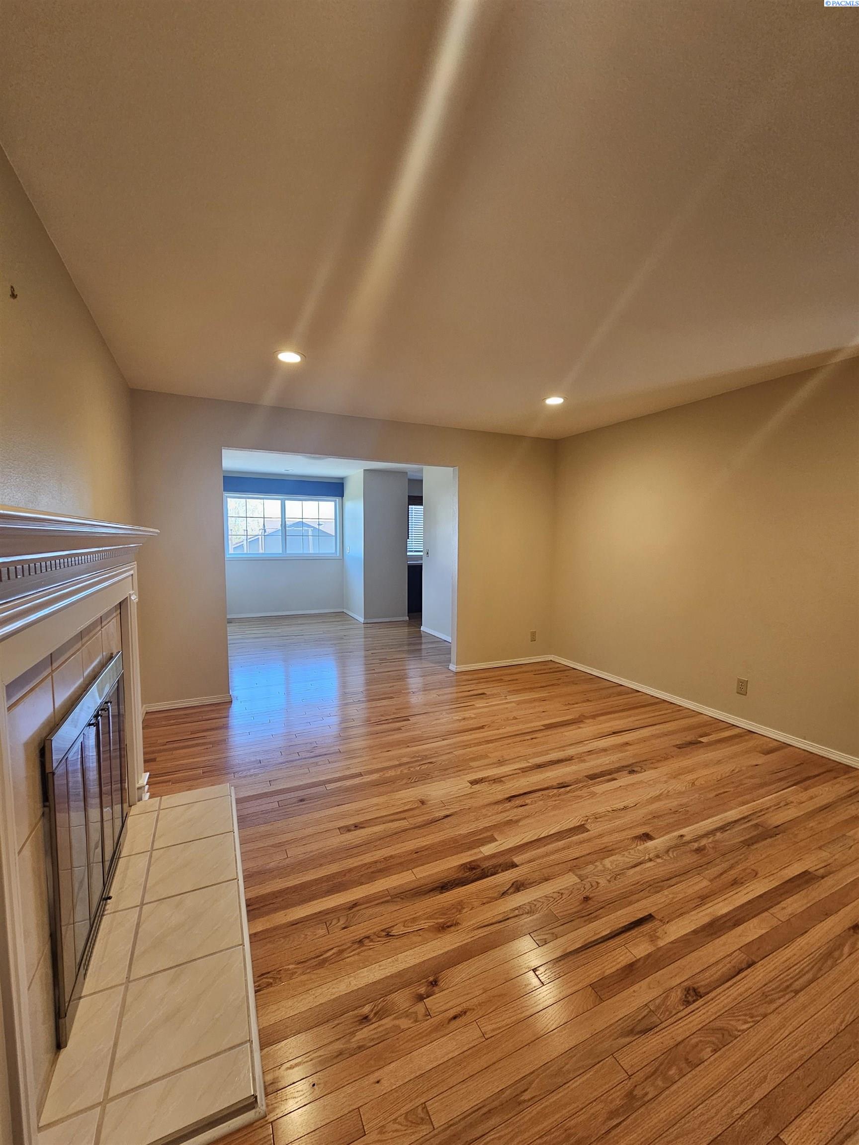 Homes for sale in Richland, WA | 260 Adair Dr, Richland, WA 99352 | MLS# 291038