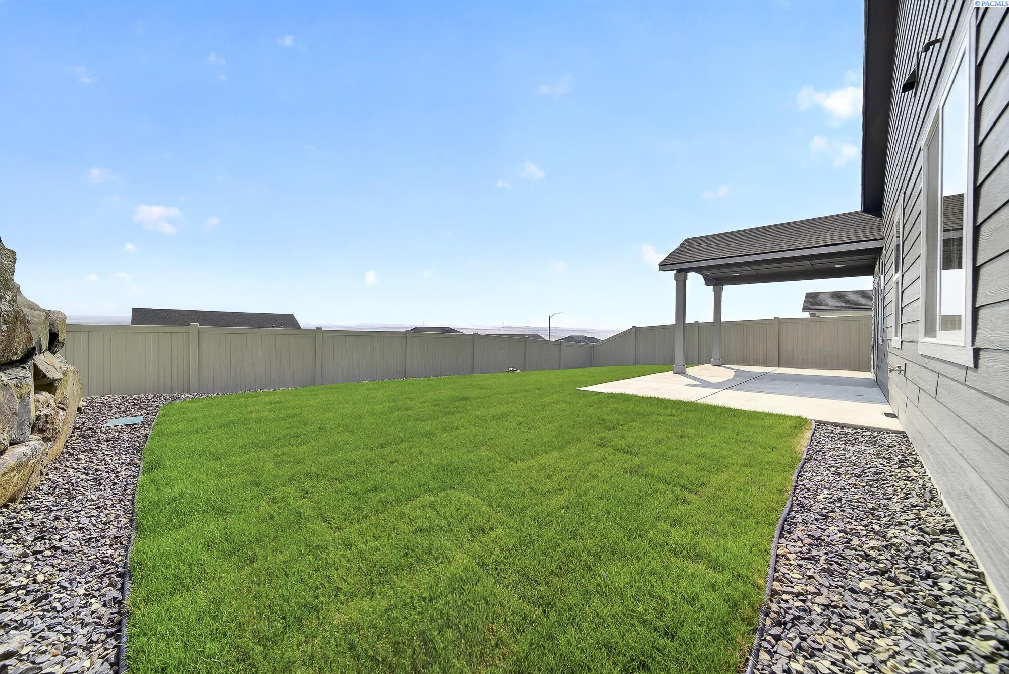 7160 W 24th Ave, Kennewick, WA 99338