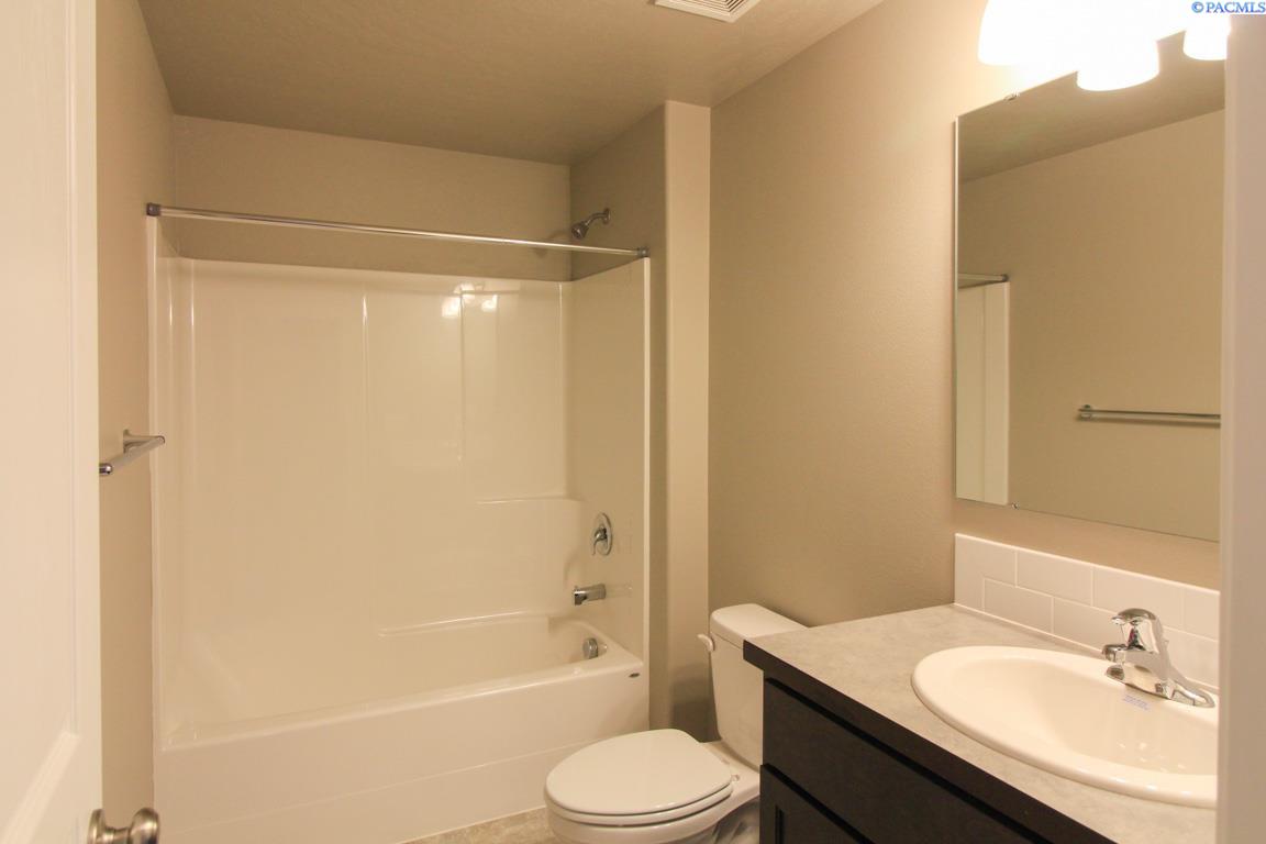 Homes for sale in Richland, WA | 2937 Cashmere Dr, Richland, WA 99352 | MLS# 291052