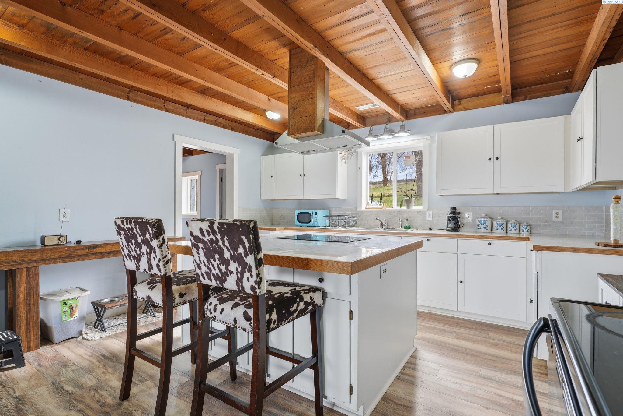 Homes for sale in Mabton, WA | 27992 Sr 22, Mabton, WA 98935 | MLS# 291055