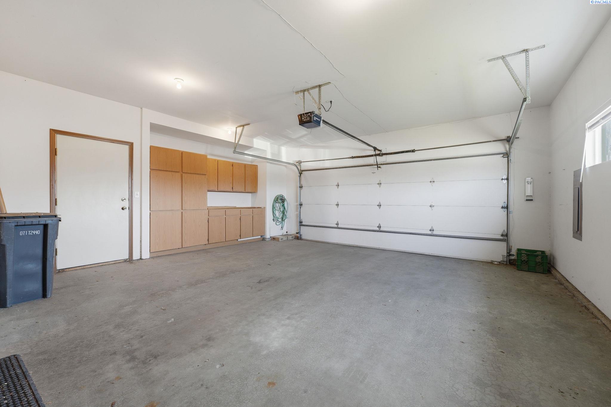 3317 Huntington St, Kennewick, WA 99337