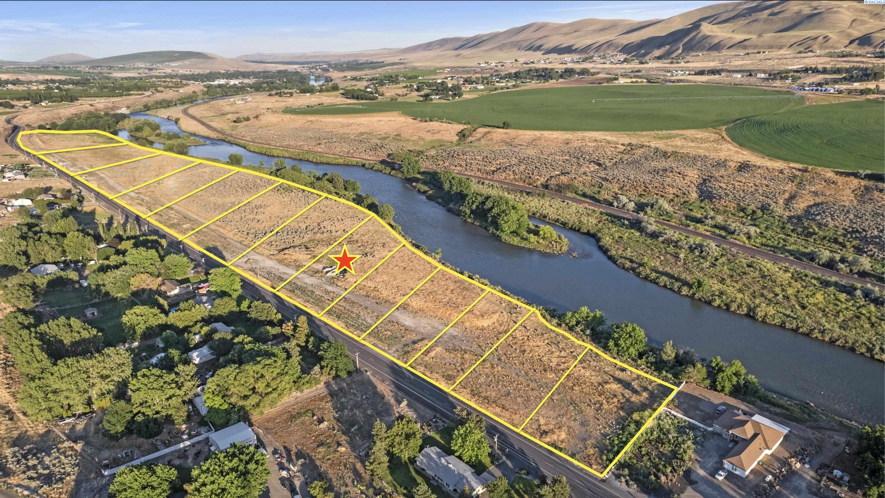 17971 Old Inland Empire Hwy, Benton City, WA 99320