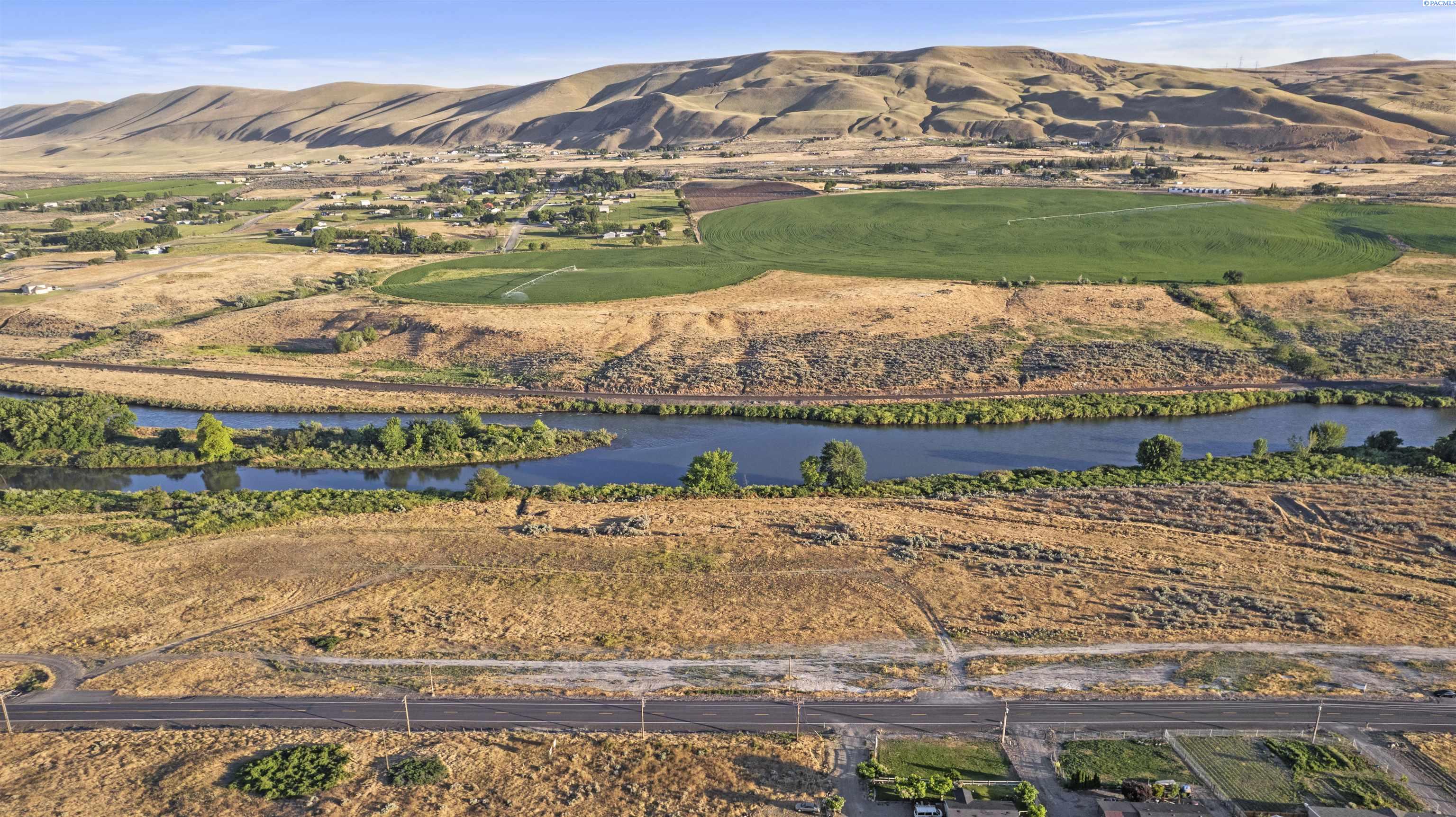 17971 Old Inland Empire Hwy, Benton City, WA 99320