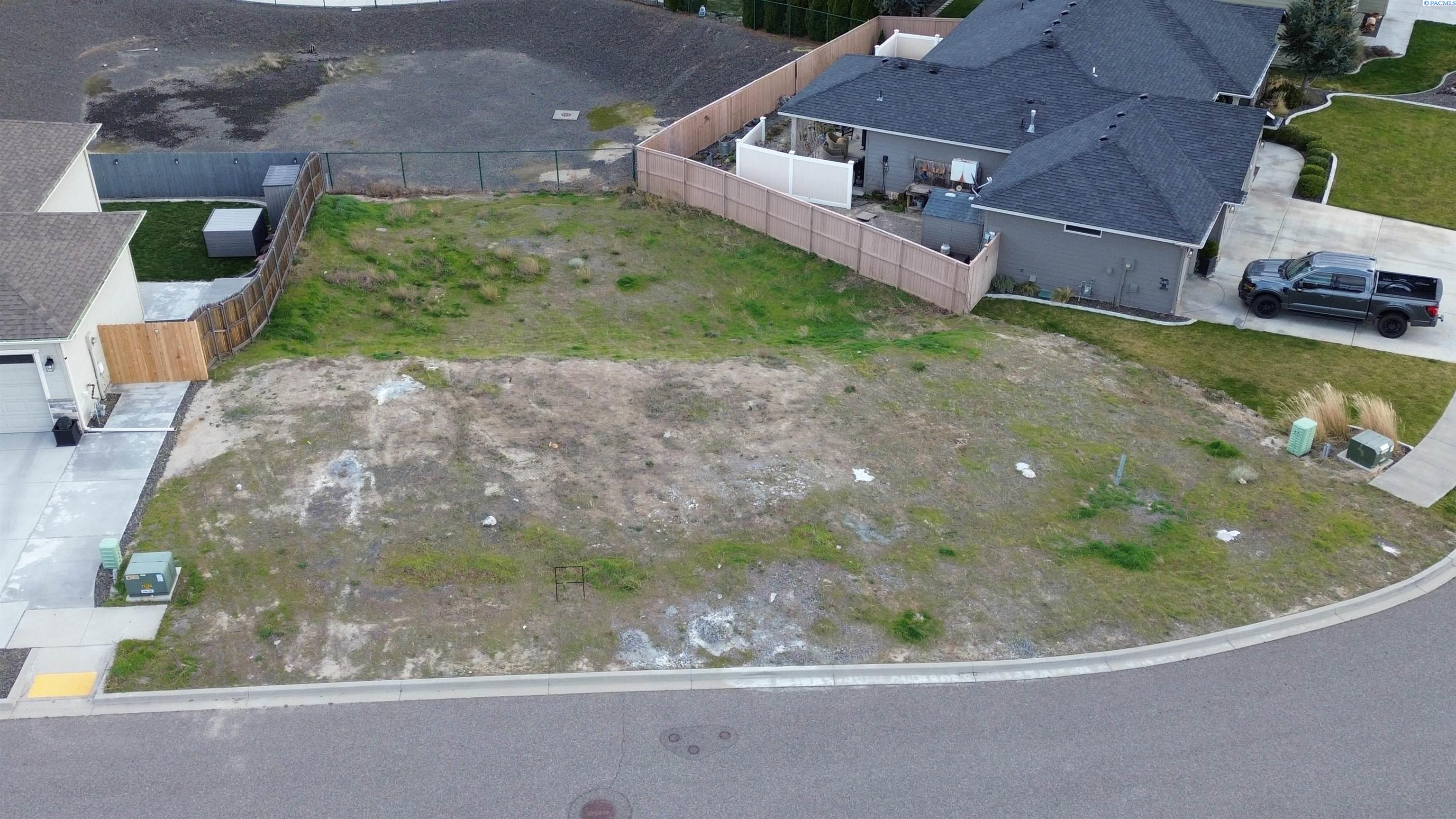 4201 Zillah St, Kennewick, WA 99337