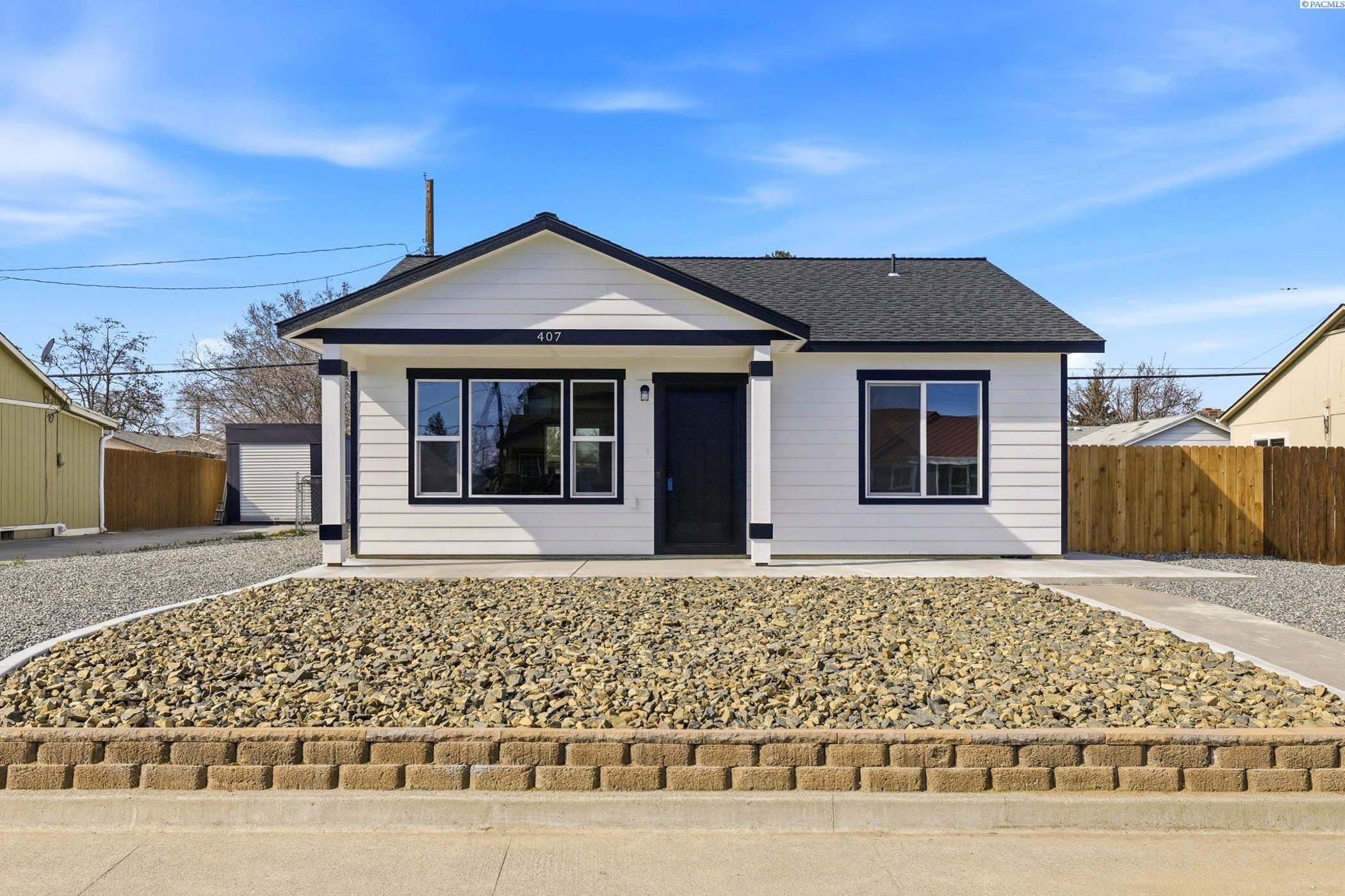 407 Rossell , Richland, WA 99352