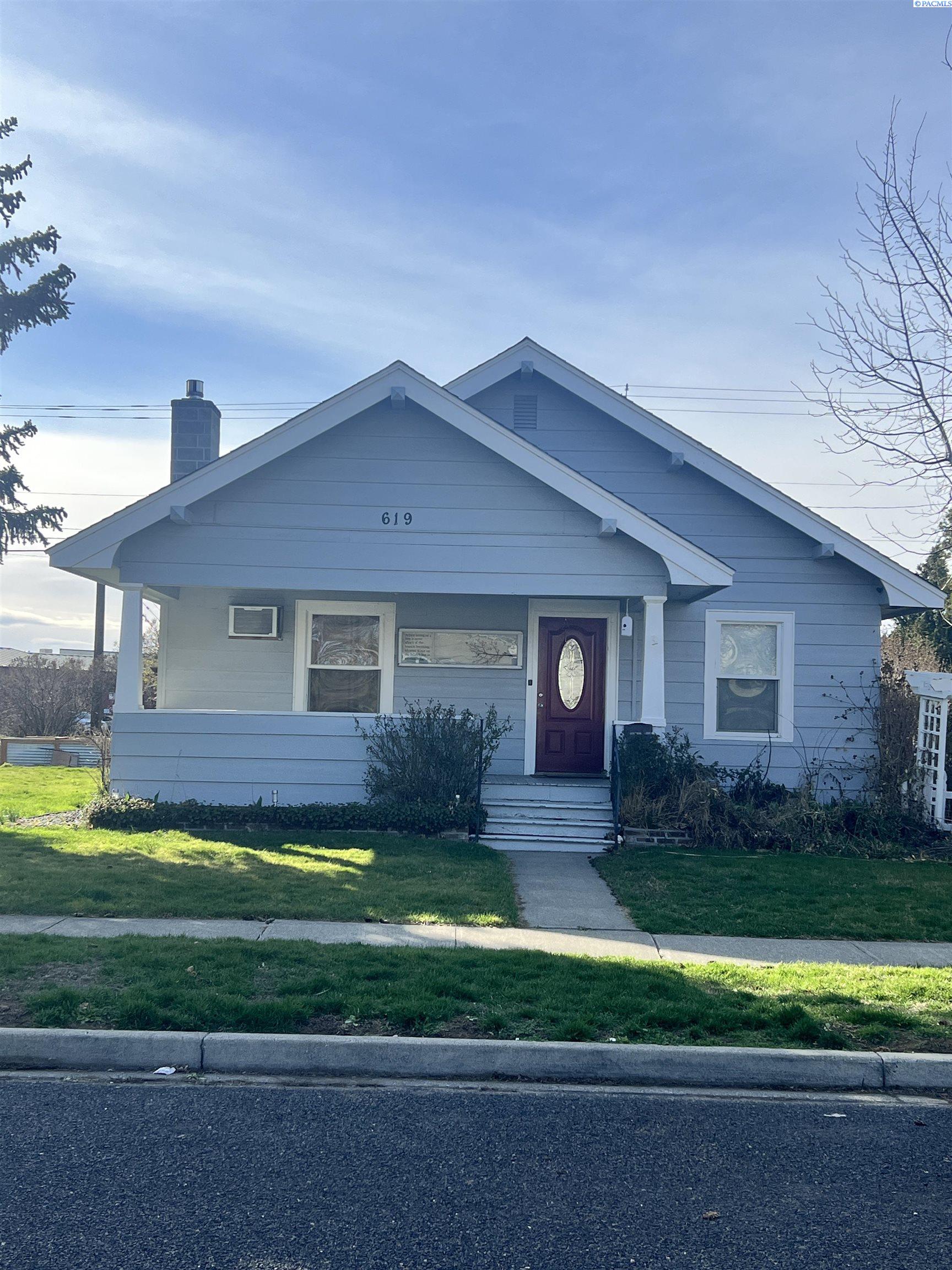 619 Court St, Prosser, WA 99350