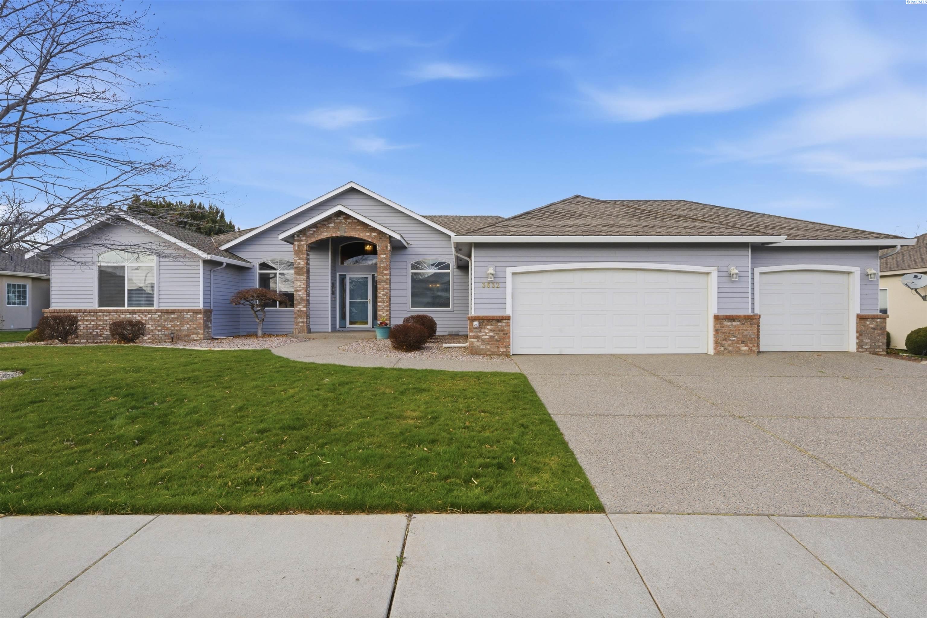 3632 Green St, Kennewick, WA 99337