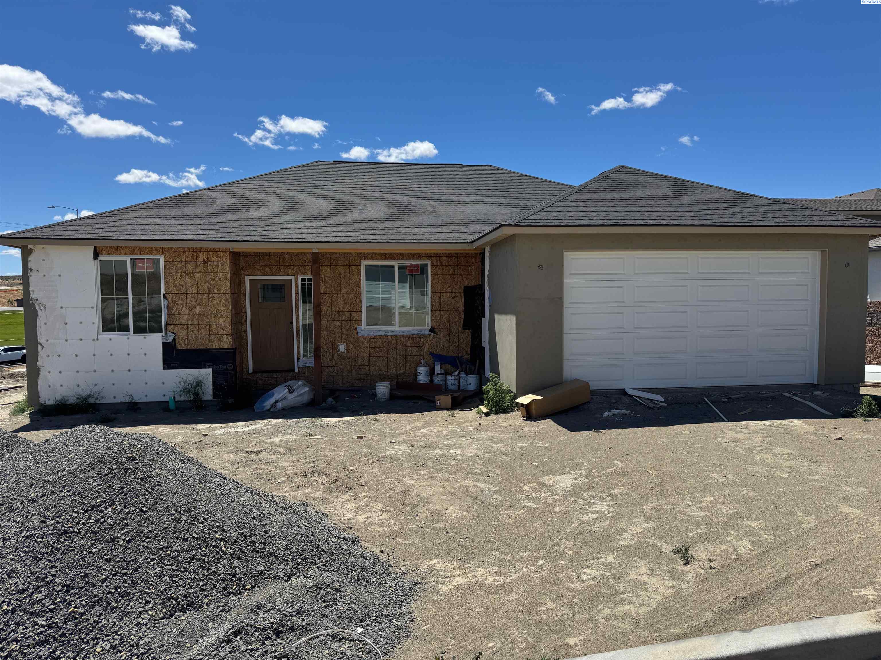 10072 Clodfelter Rd, Kennewick, WA 99338