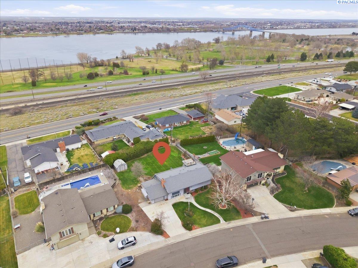 2620 Klamath Ave, Kennewick, WA 99336