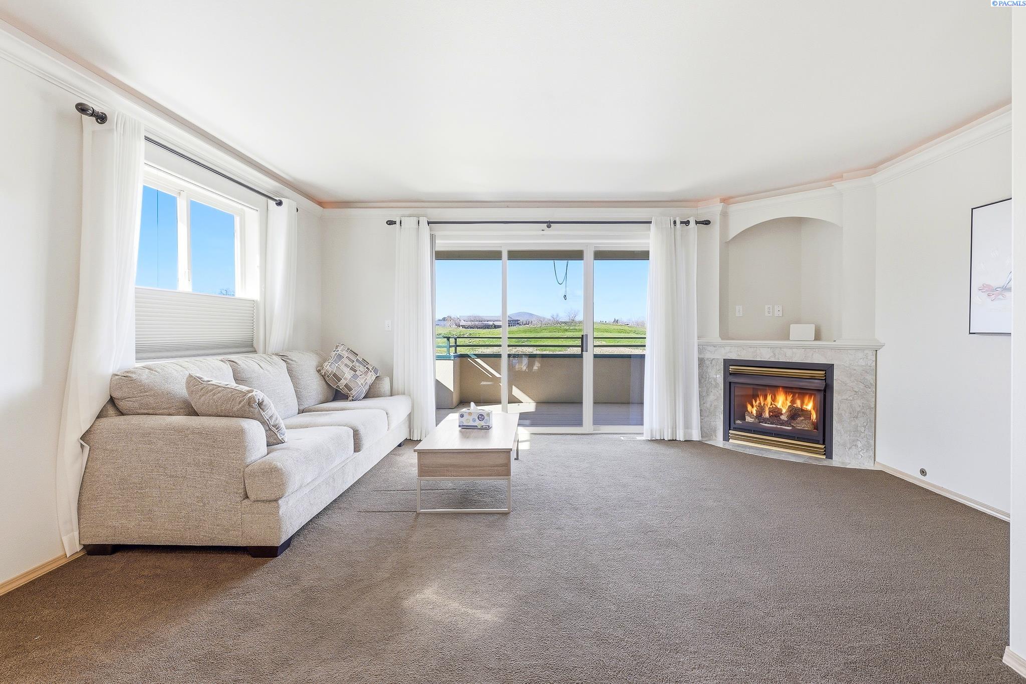 300 Columbia Point Dr #E 117, Richland, WA 99352