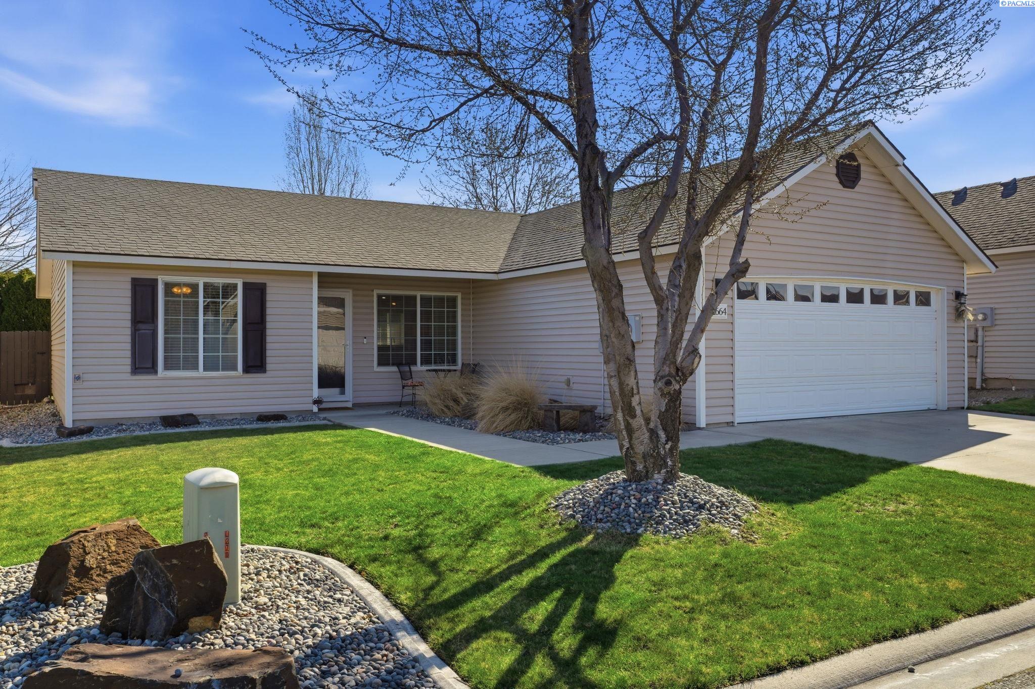1664 Brittlebush Ln, Richland, WA 99352