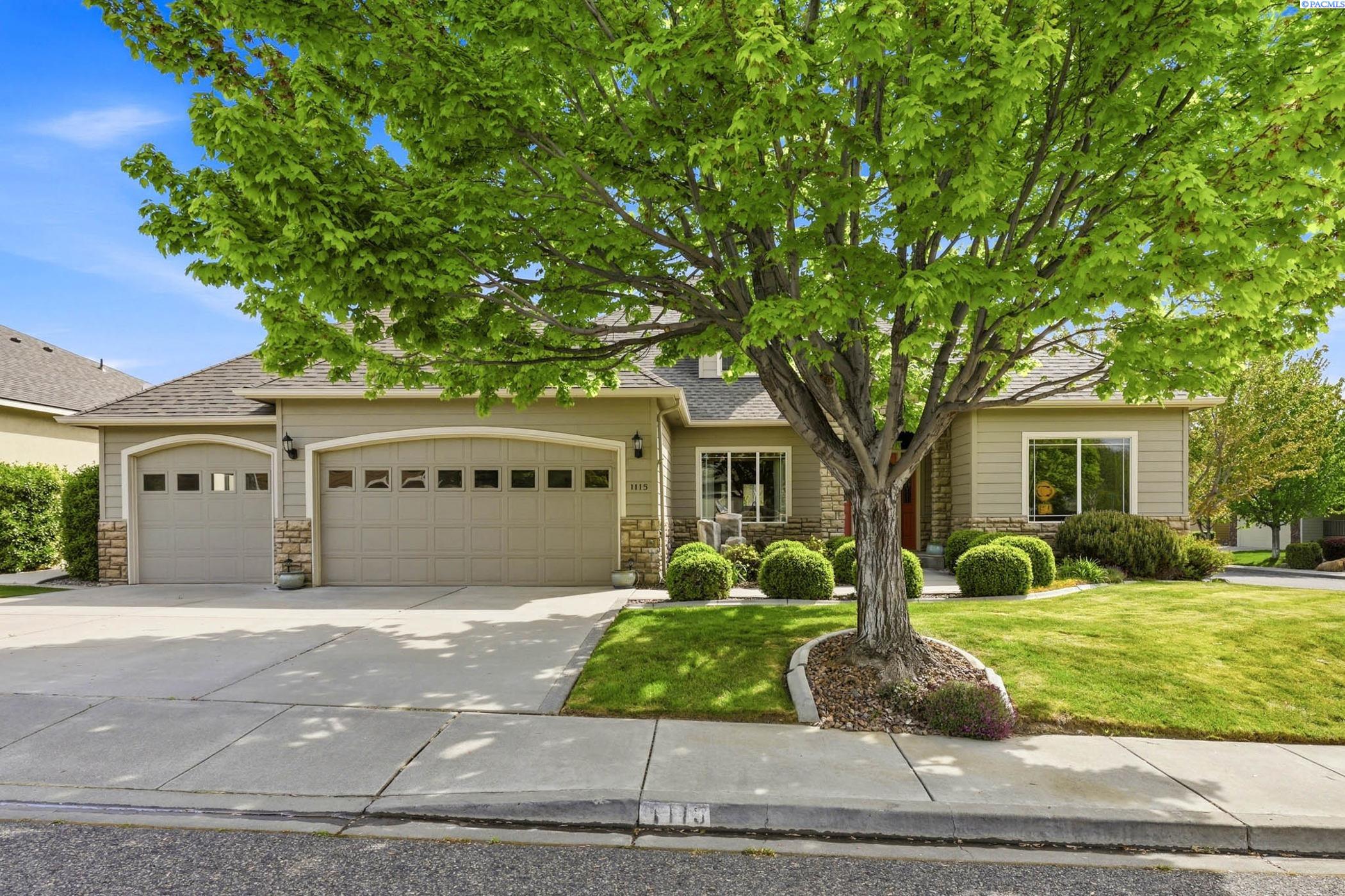 1115 Harrison St, Kennewick, WA 99338