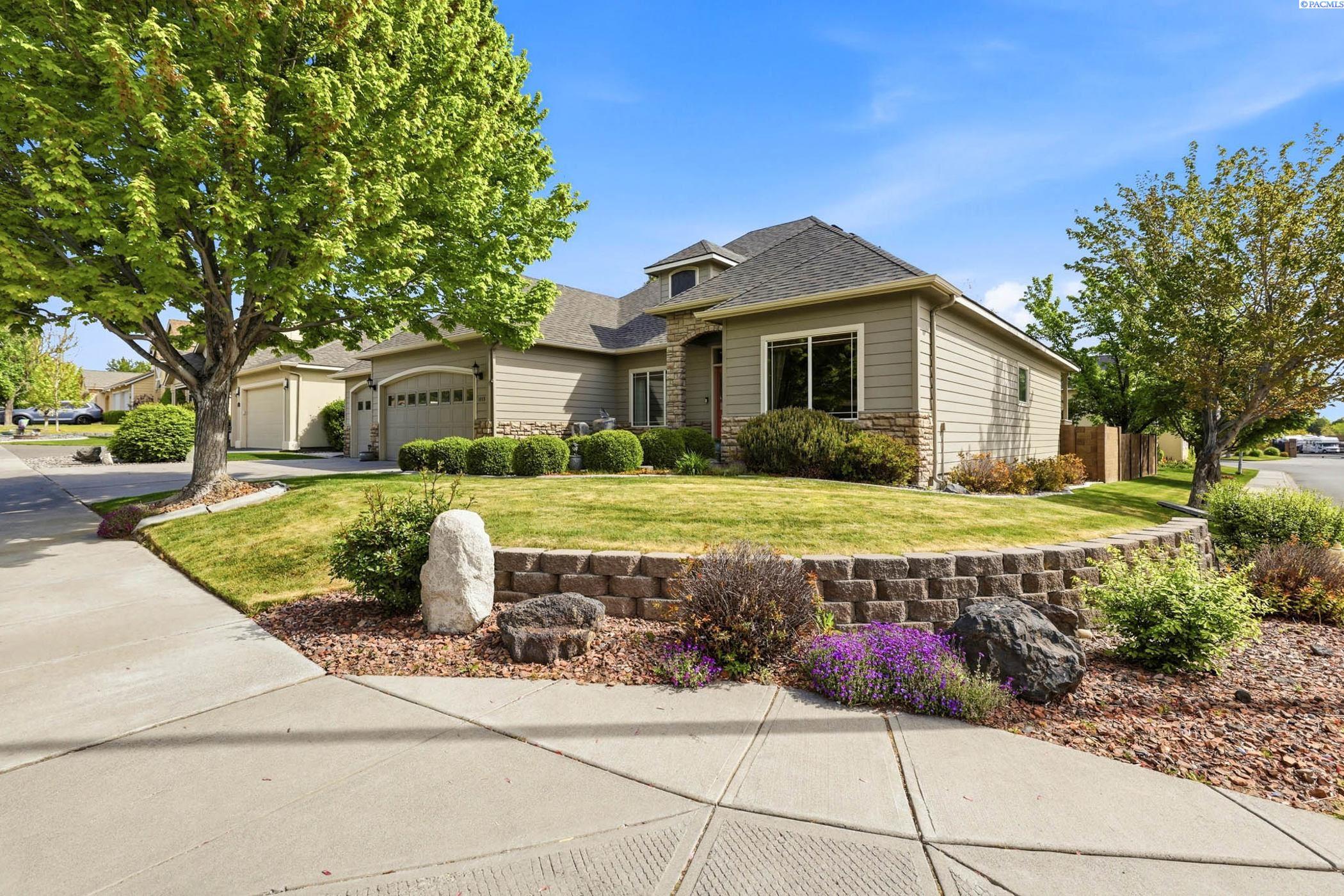 1115 Harrison St, Kennewick, WA 99338