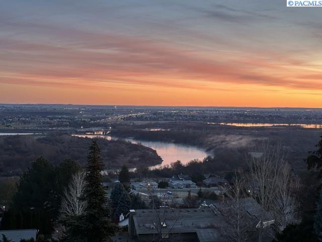 1213 Brentwood Ave, Richland, WA 99352
