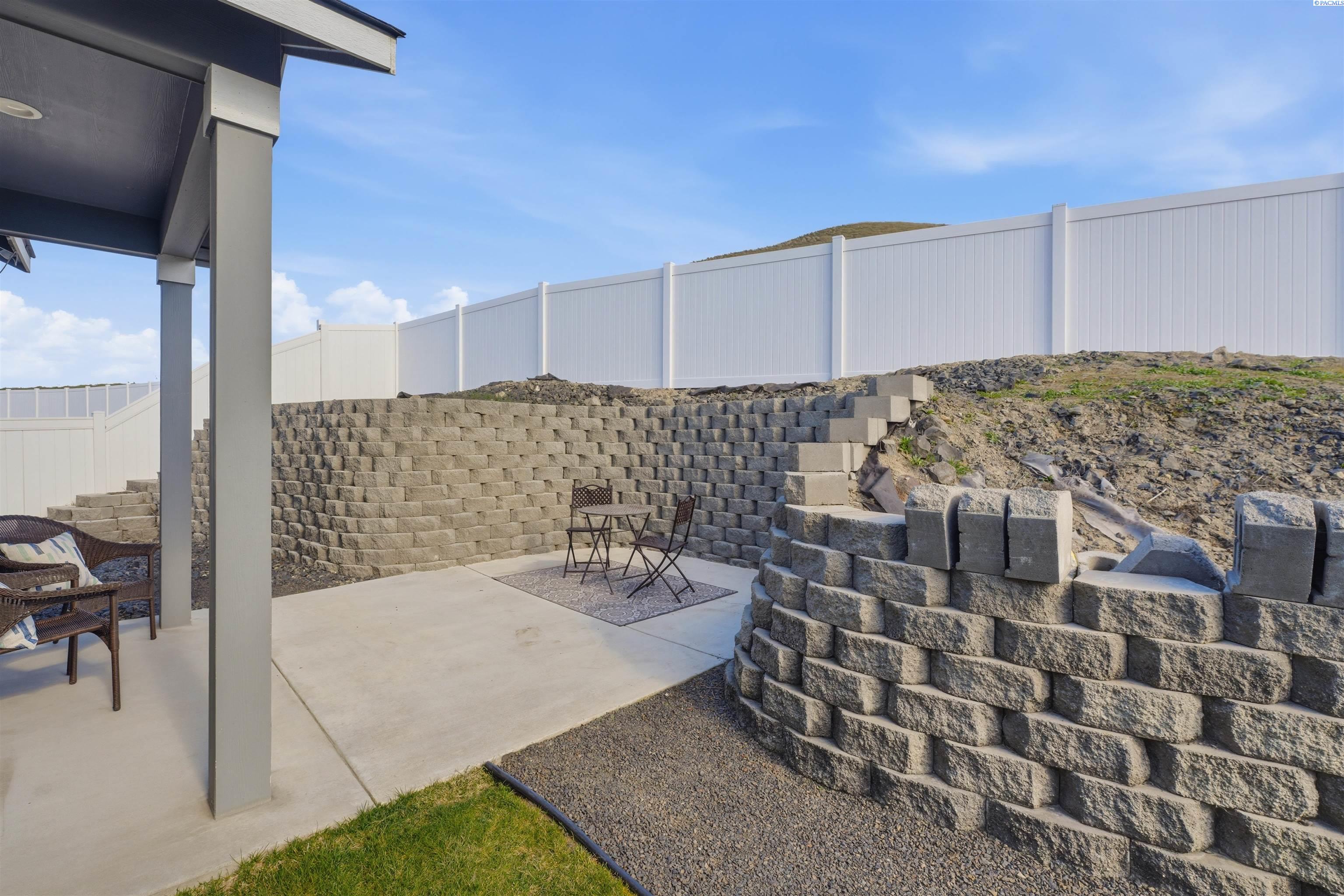 22 Molly Rose Ct, Prosser, WA 99350