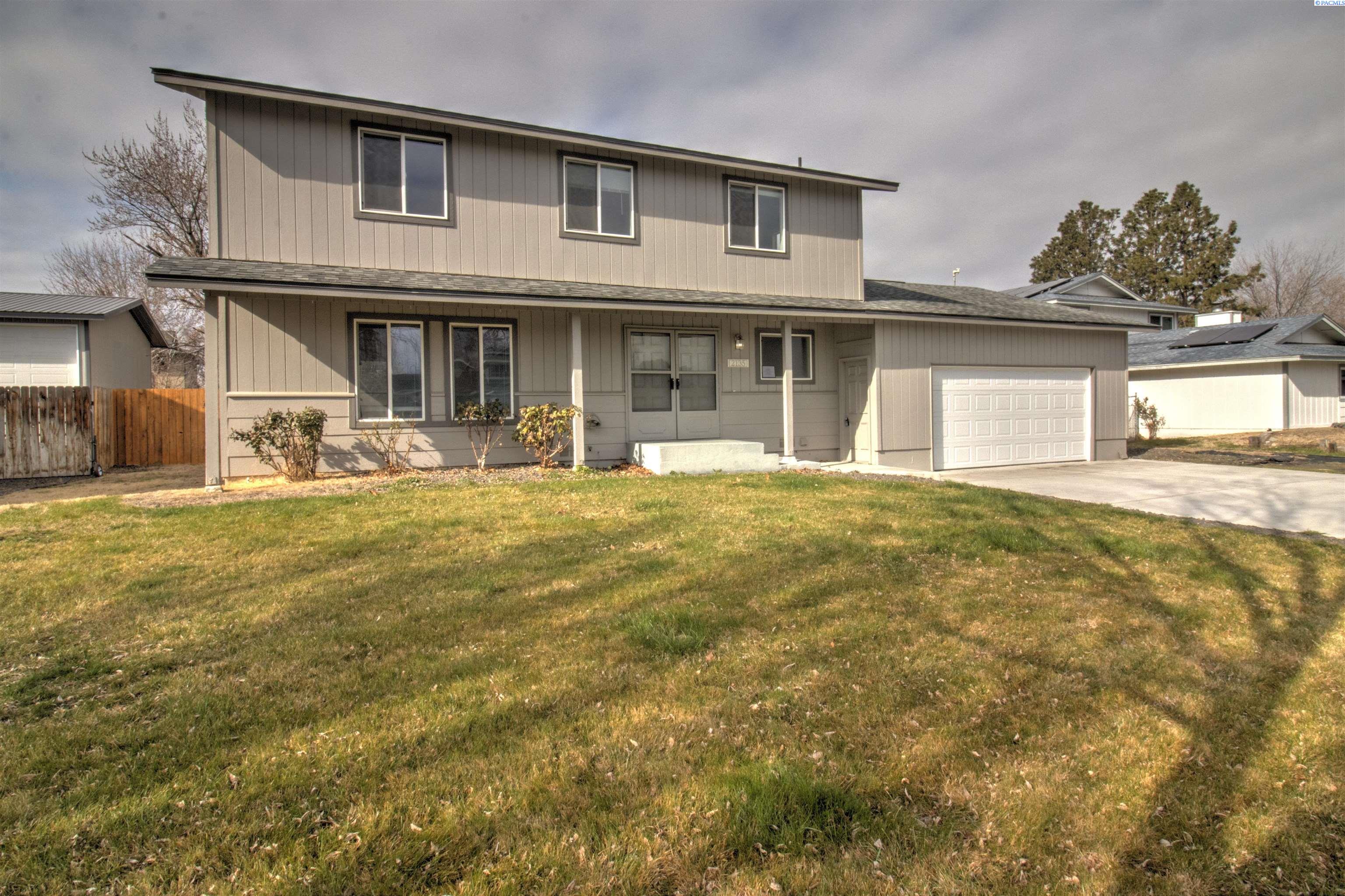 2135 Blue Jay Ln, West Richland, WA 99353