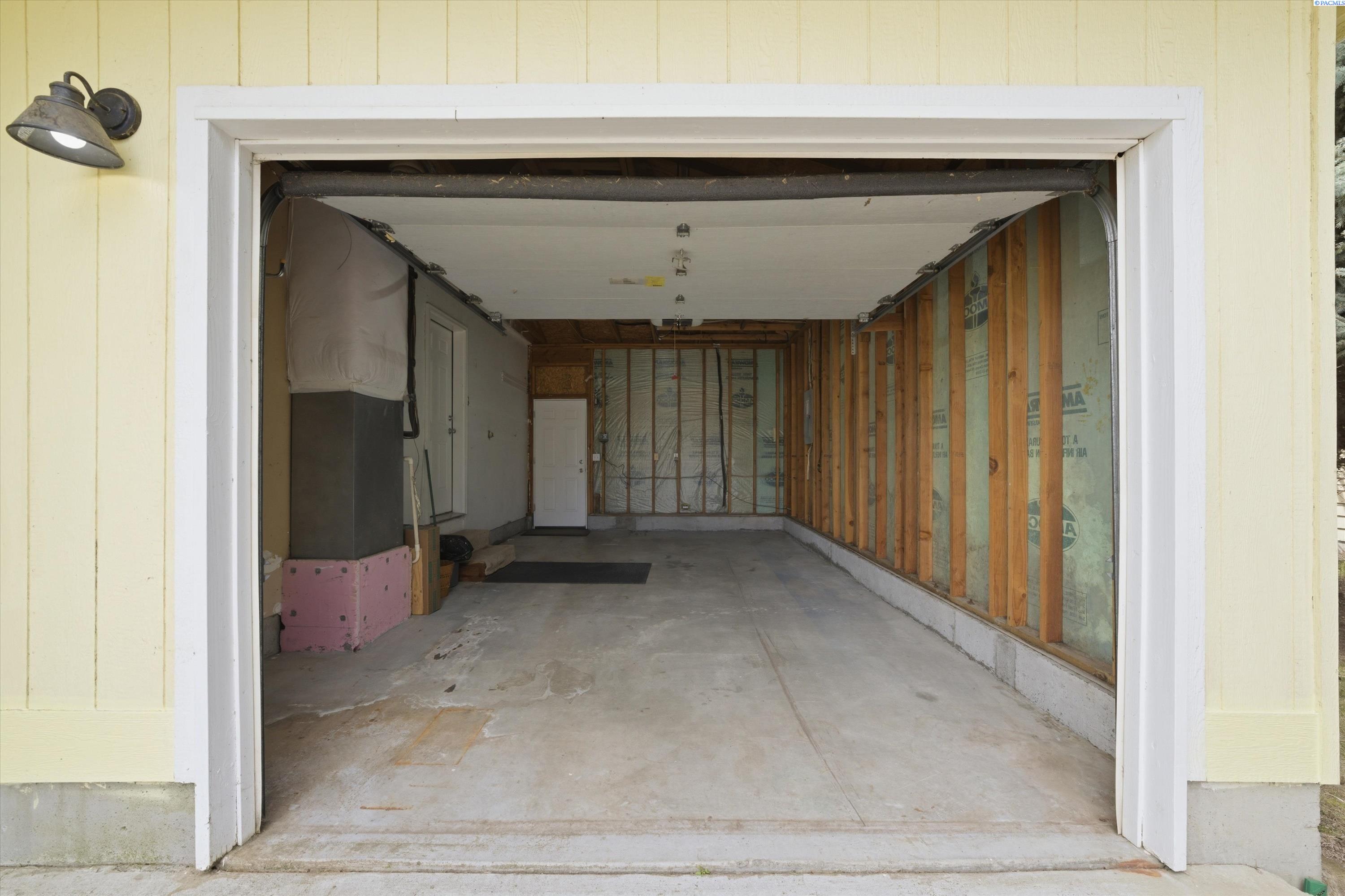 505 Belle Ave, Benton City, WA 99320