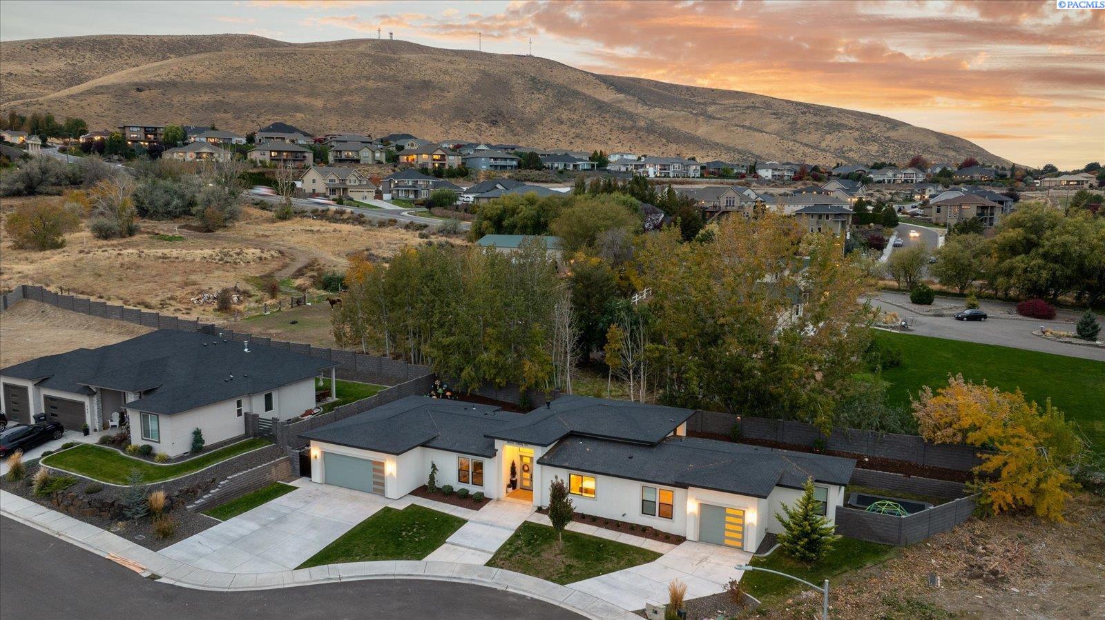 736 Mara Loop, Richland, WA 99352
