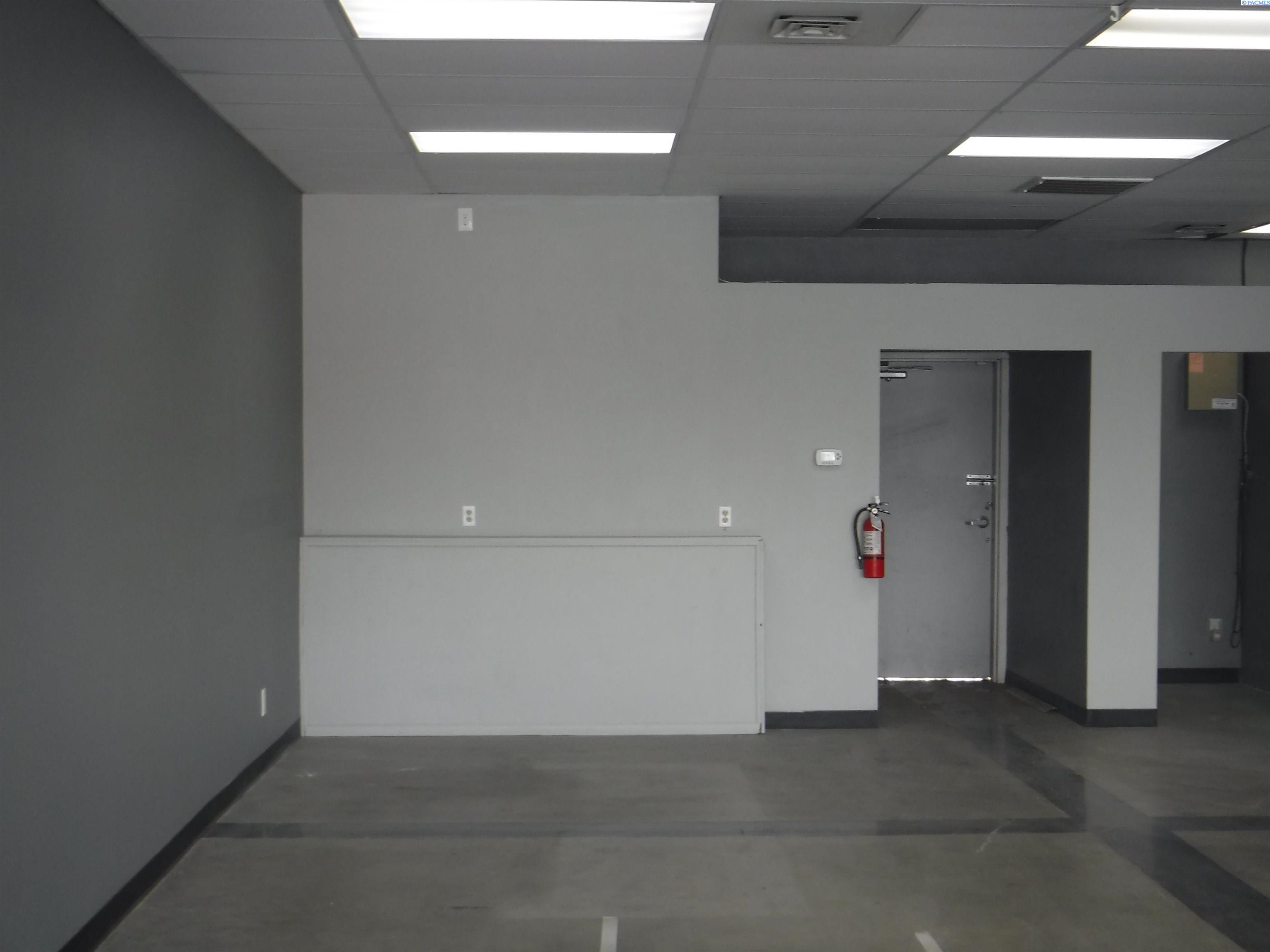 4033 Van Giesen #G, West Richland, WA 99353