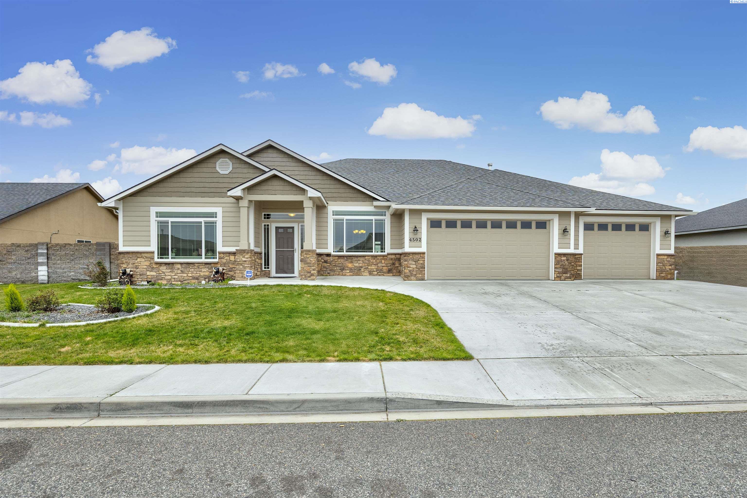 4502 Tamarisk Dr, Pasco, WA 99301