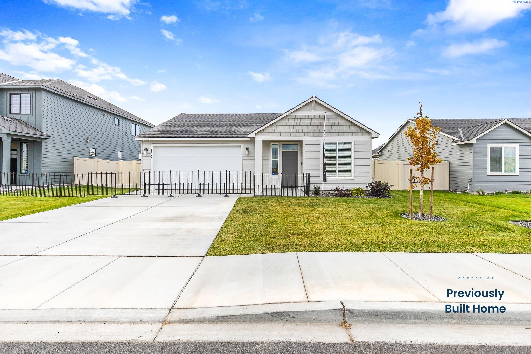 301 Sapphire Ave, Grandview WA 98930