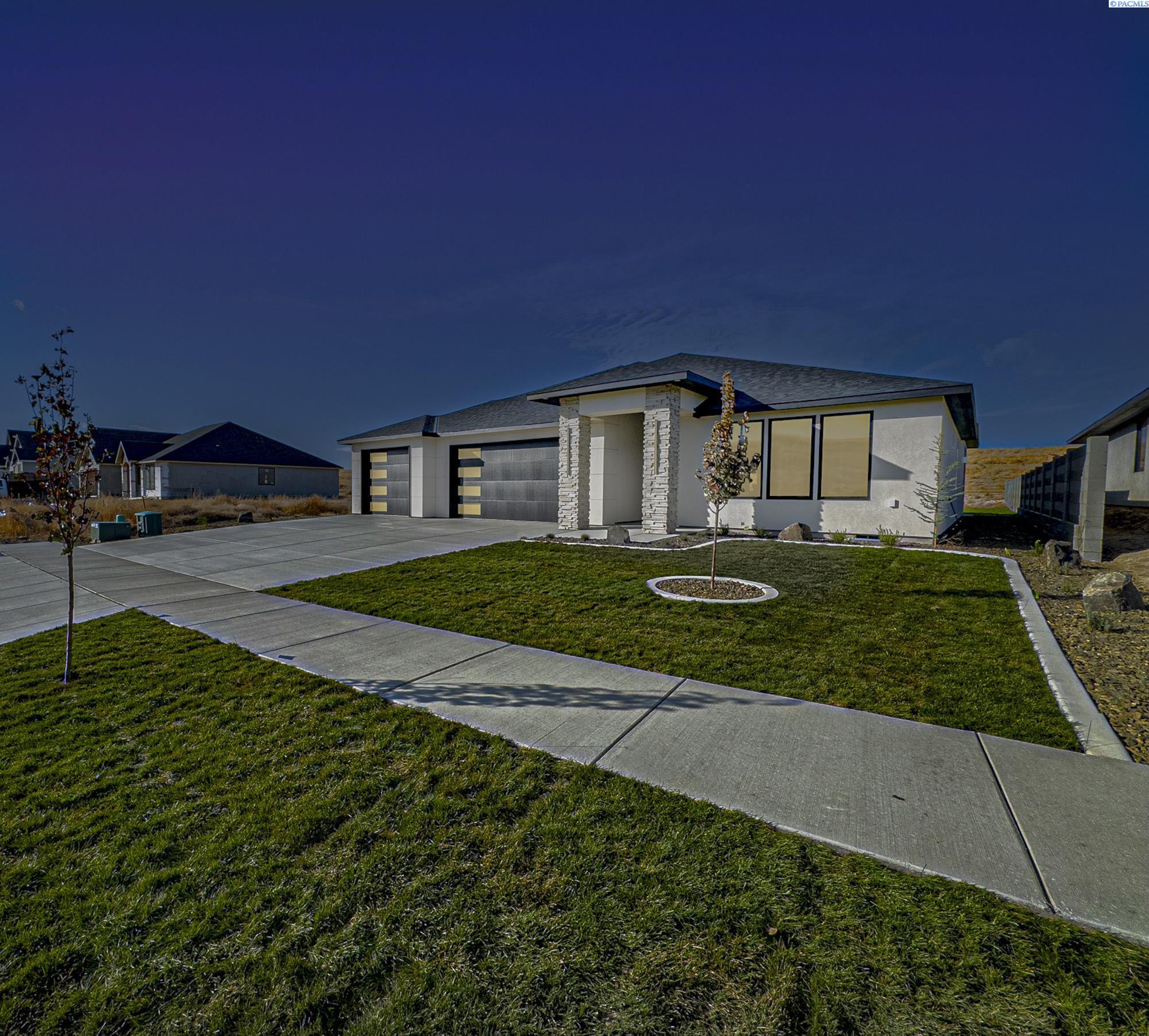 2839 Savanna Ave, Richland, WA 99352