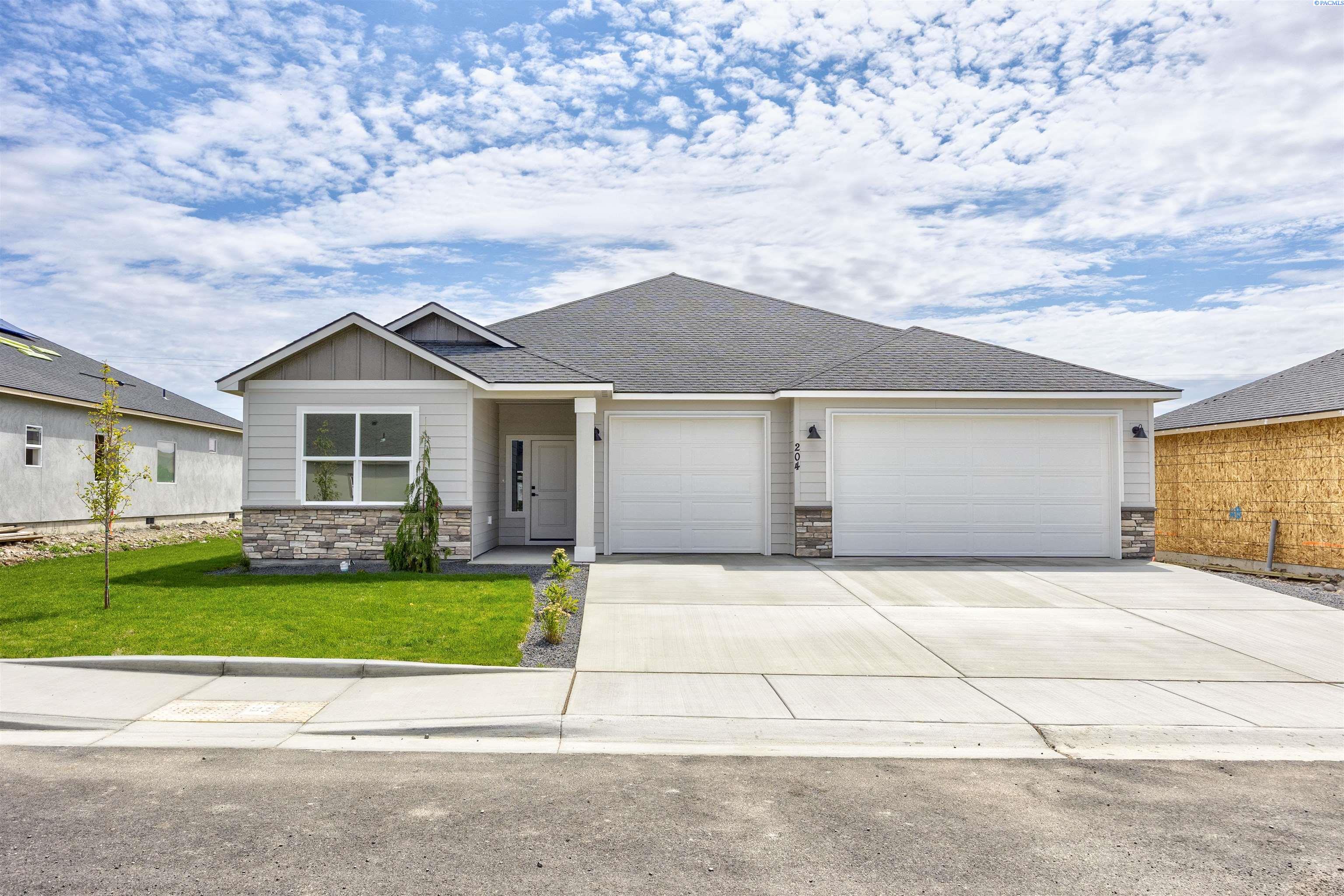 204 Scott Rd, Prosser, WA 99350