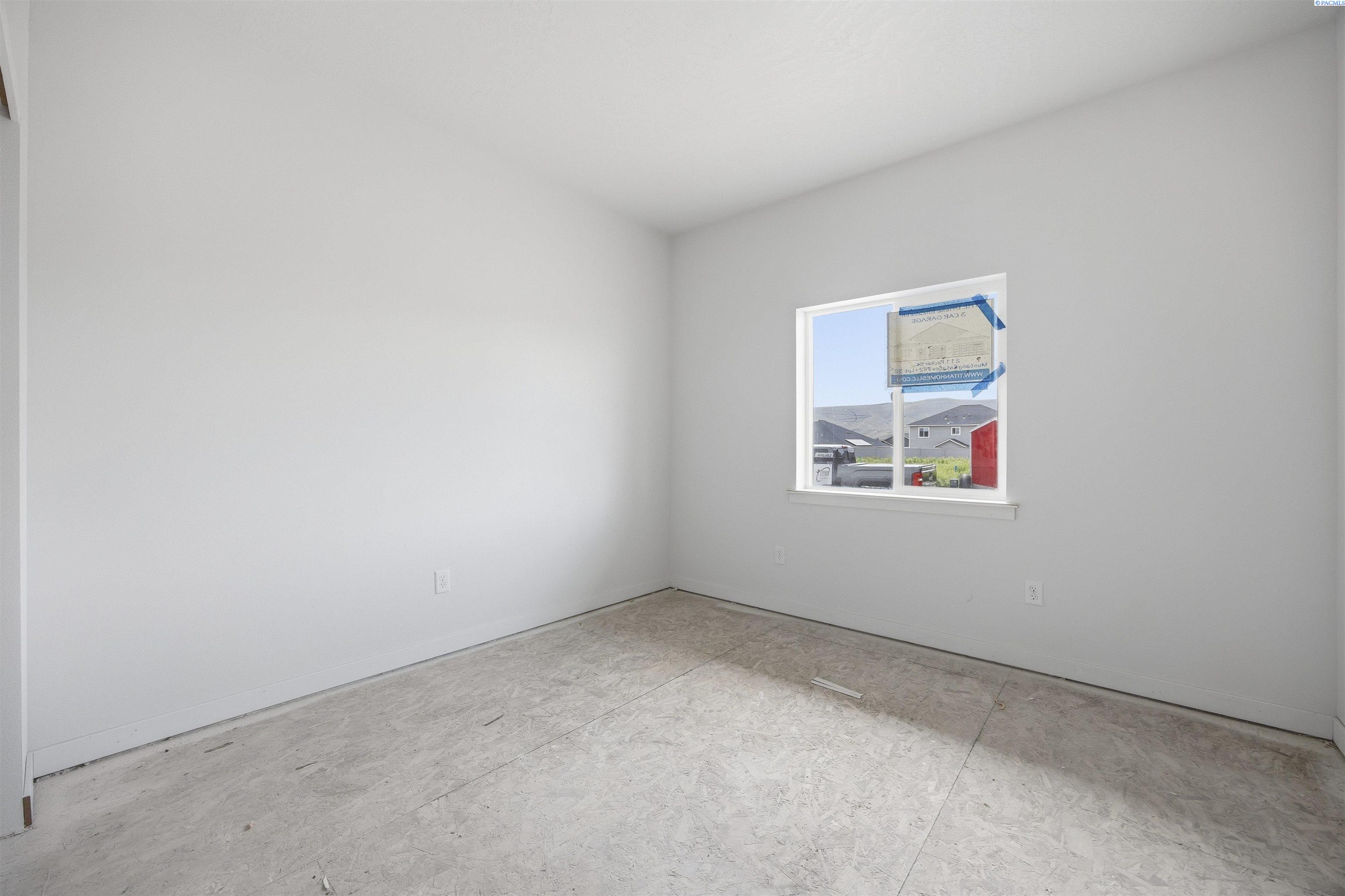 211 Packer St, Prosser, WA 99350