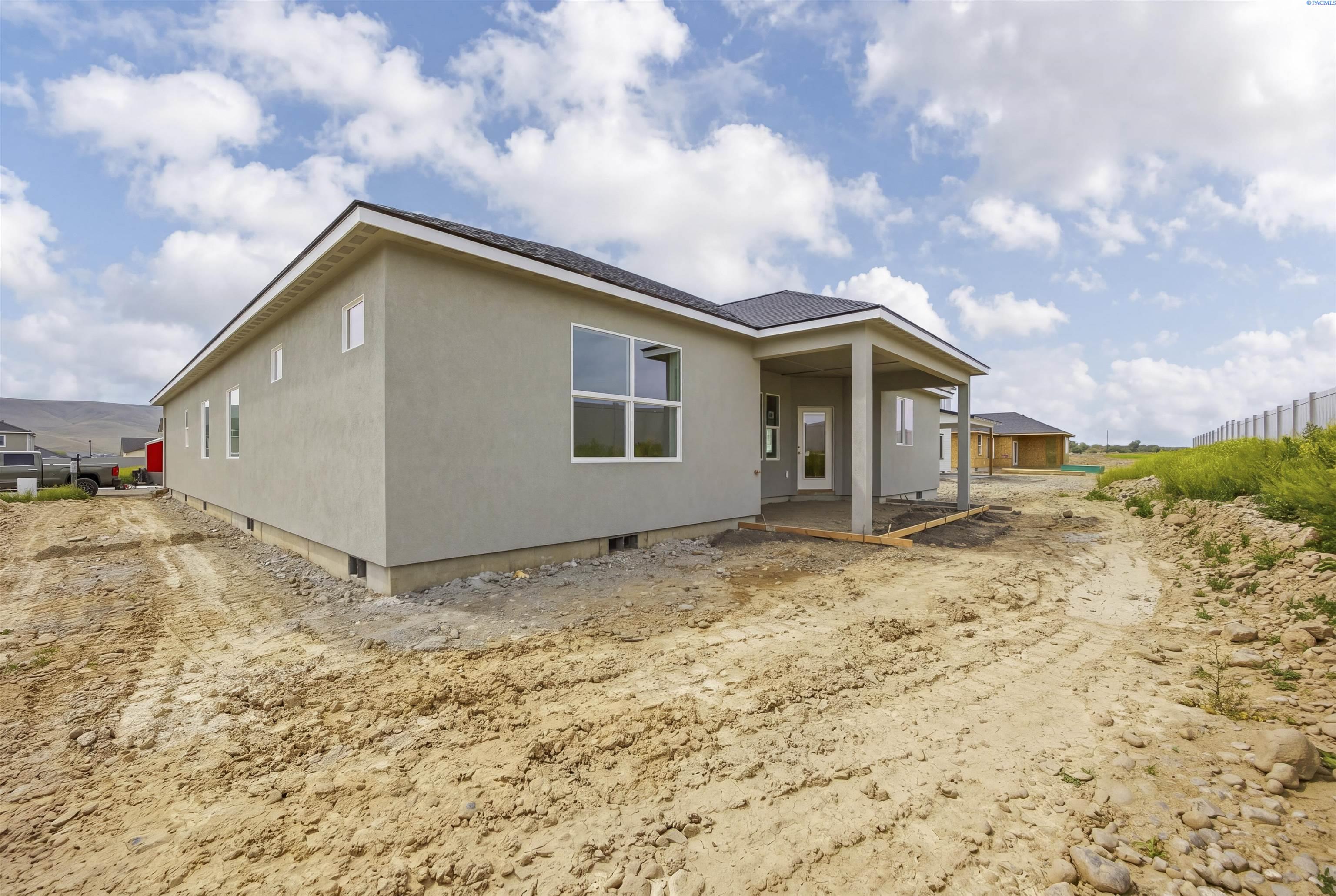 211 Packer St, Prosser, WA 99350