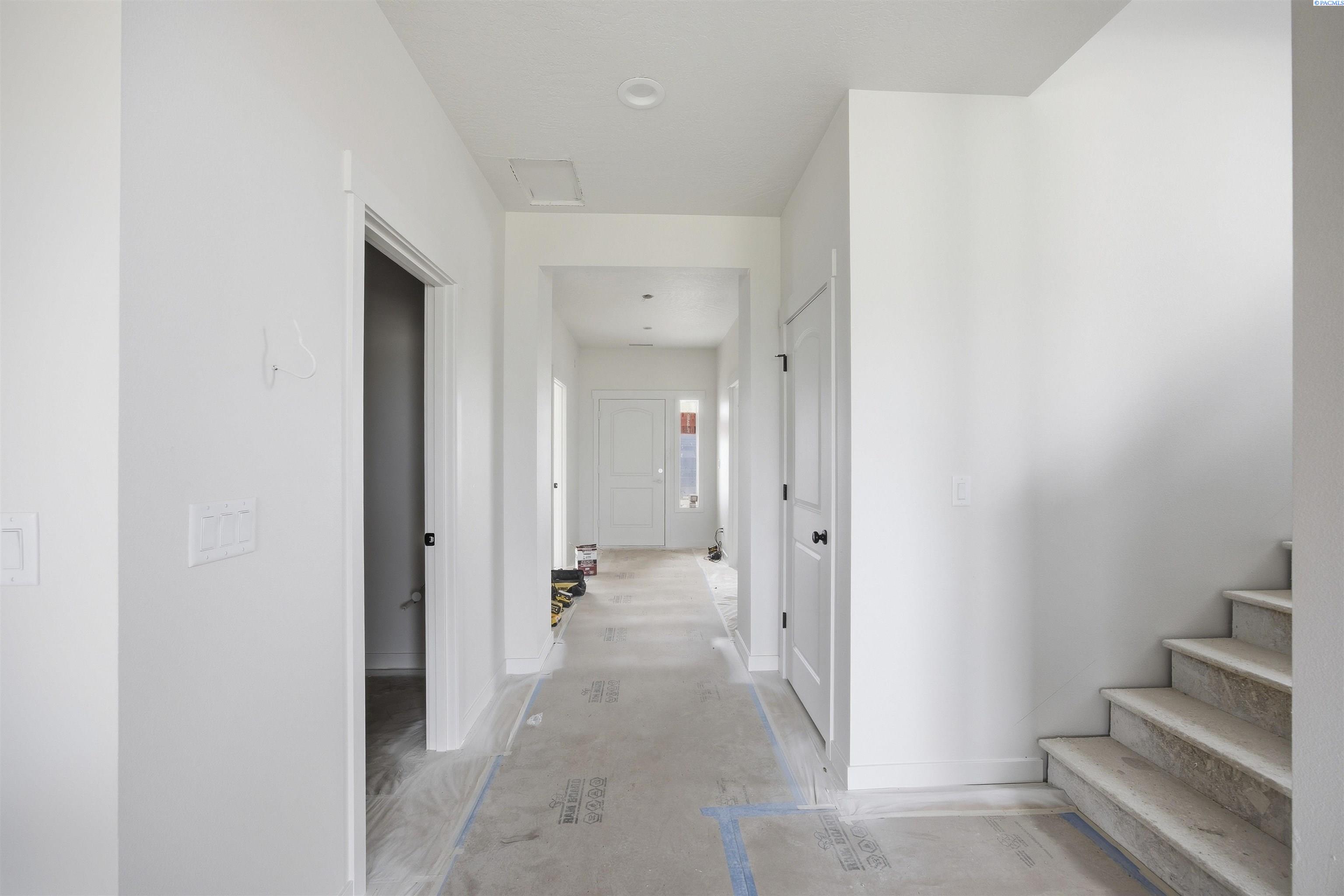 215 Packer St, Prosser, WA 99350