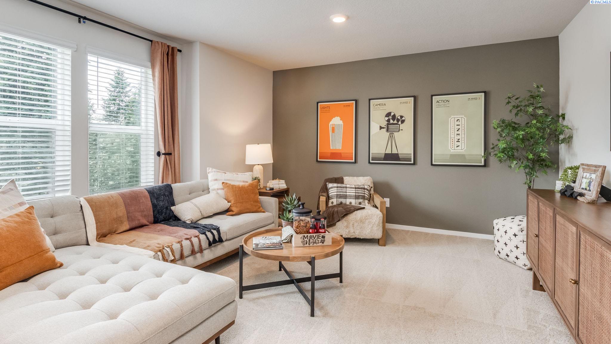 6427 Polar Dr, Pasco, WA 99301