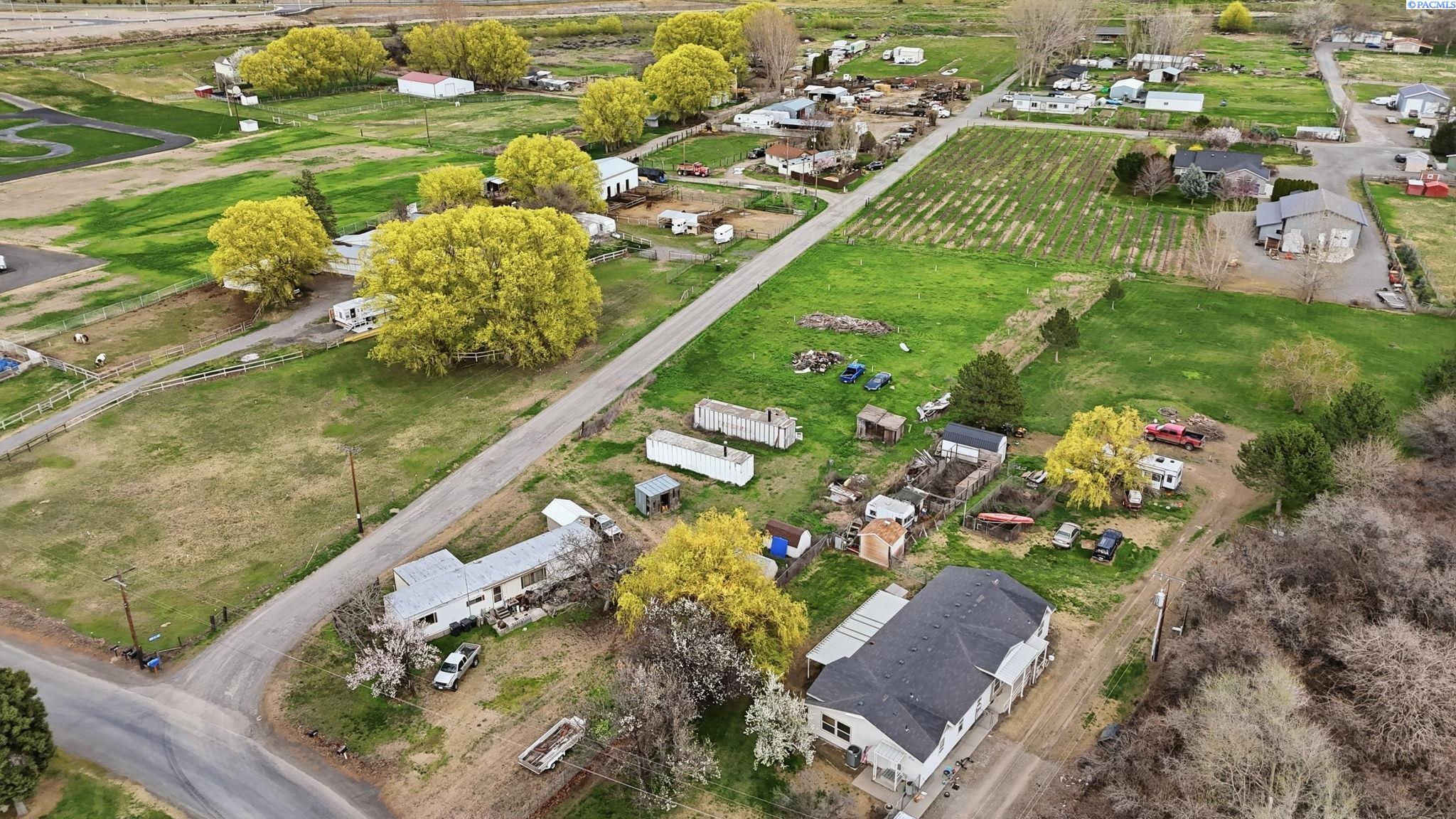 80903 Weidle Rd, West Richland, WA 99353