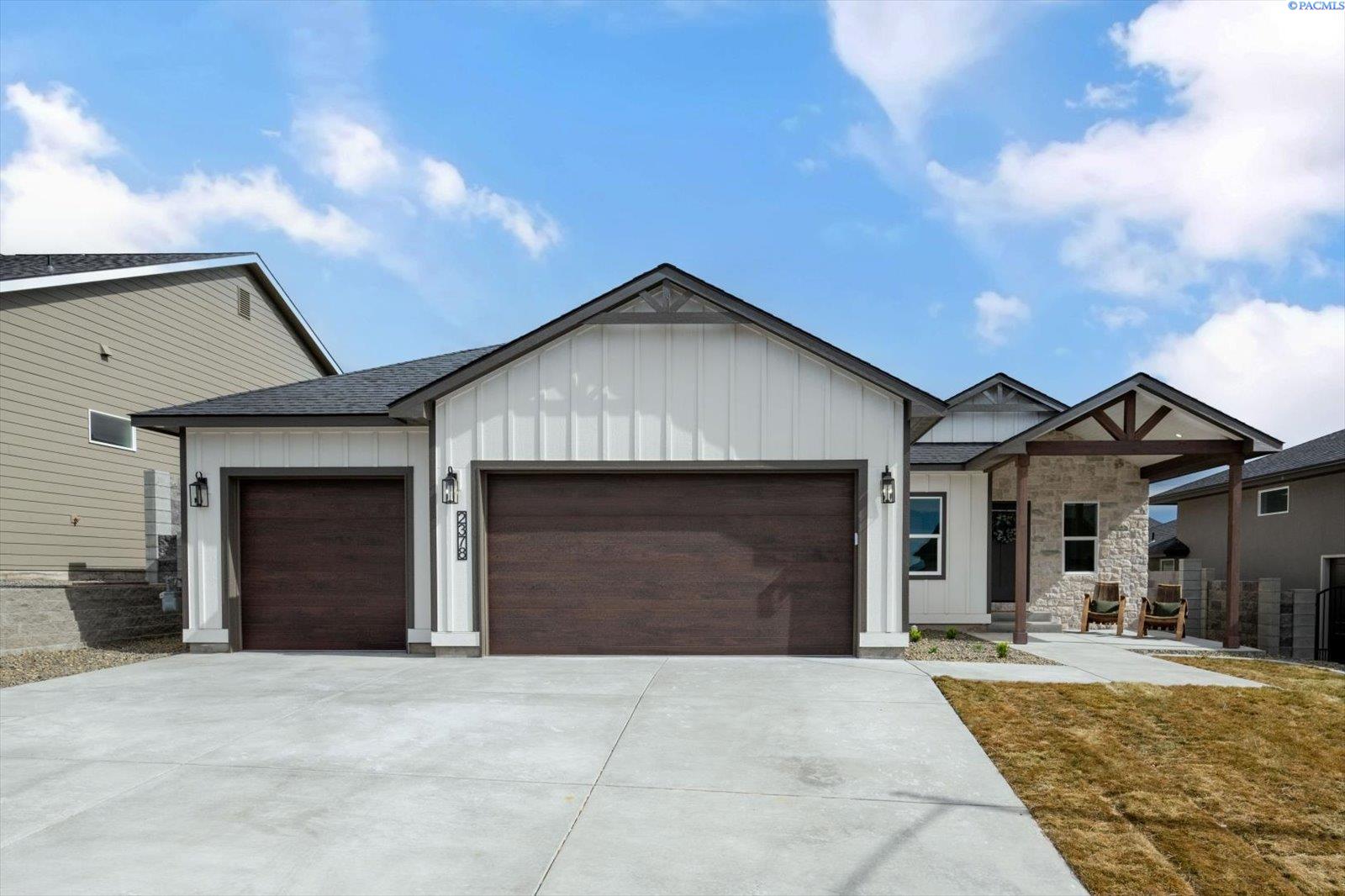 2378 Waterhill Ave, Richland, WA 99352