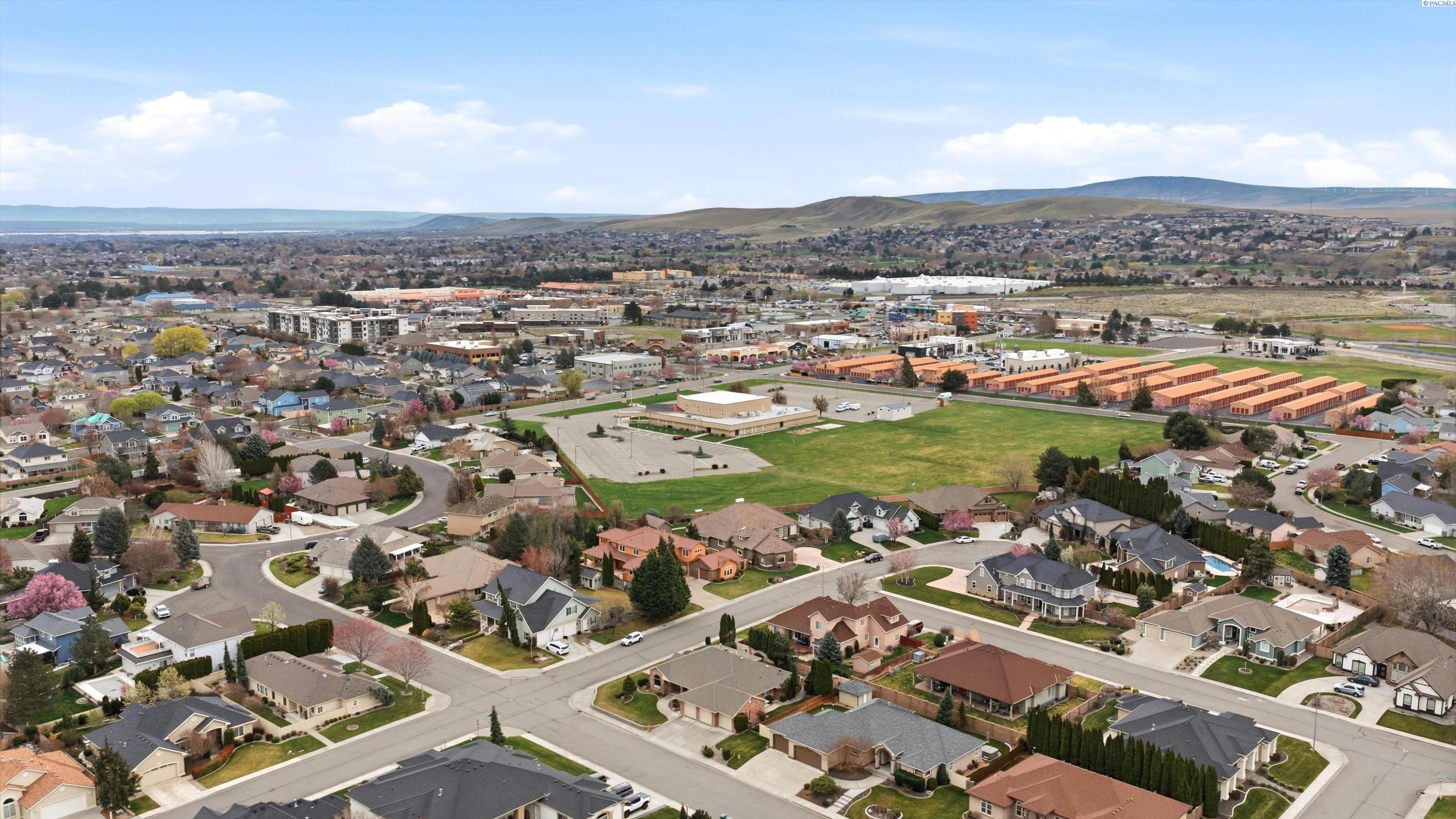 4703 20th Ave, Kennewick, WA 99338