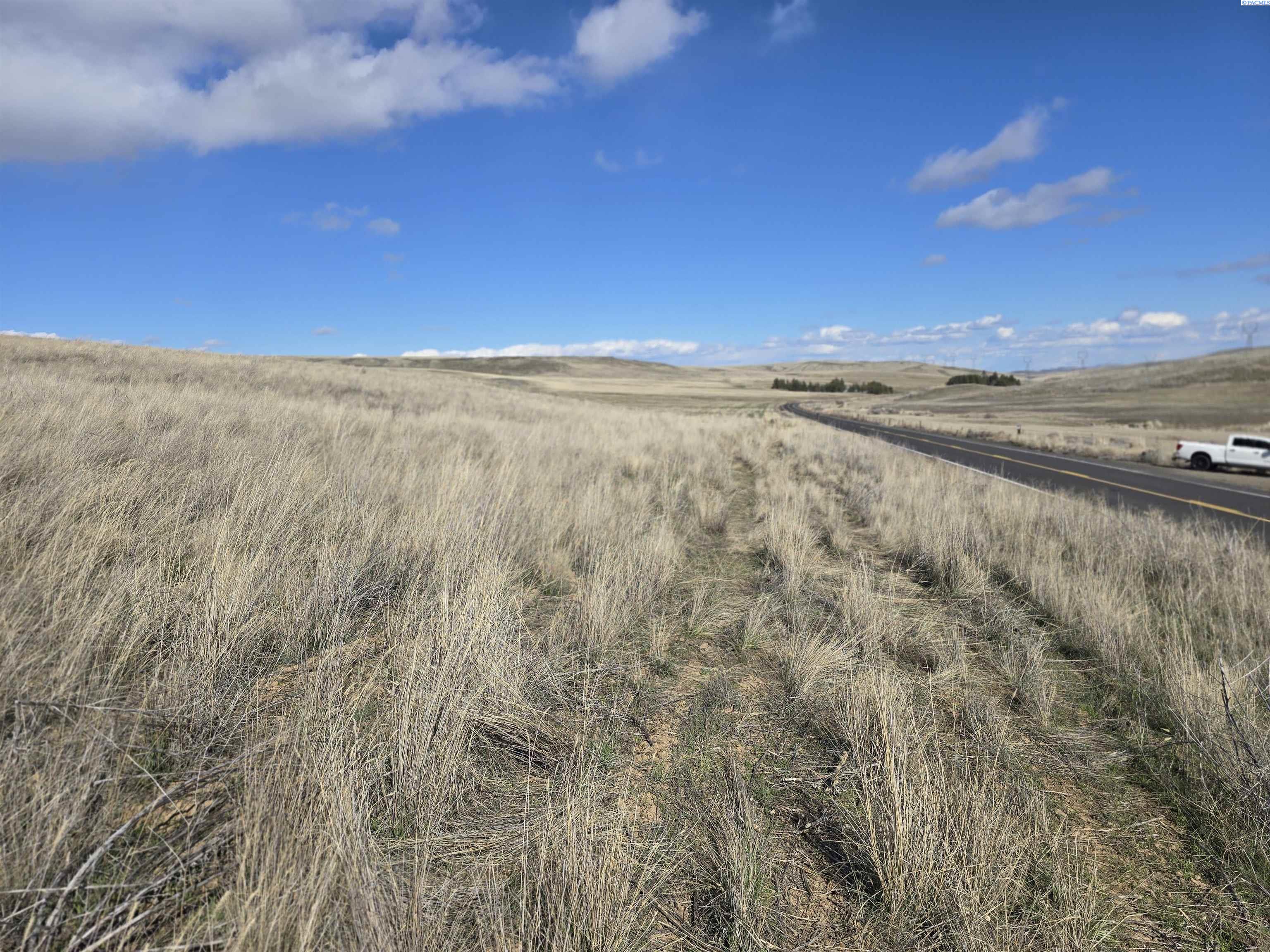 15284 Mabton-Bickleton Rd, Mabton WA 98935