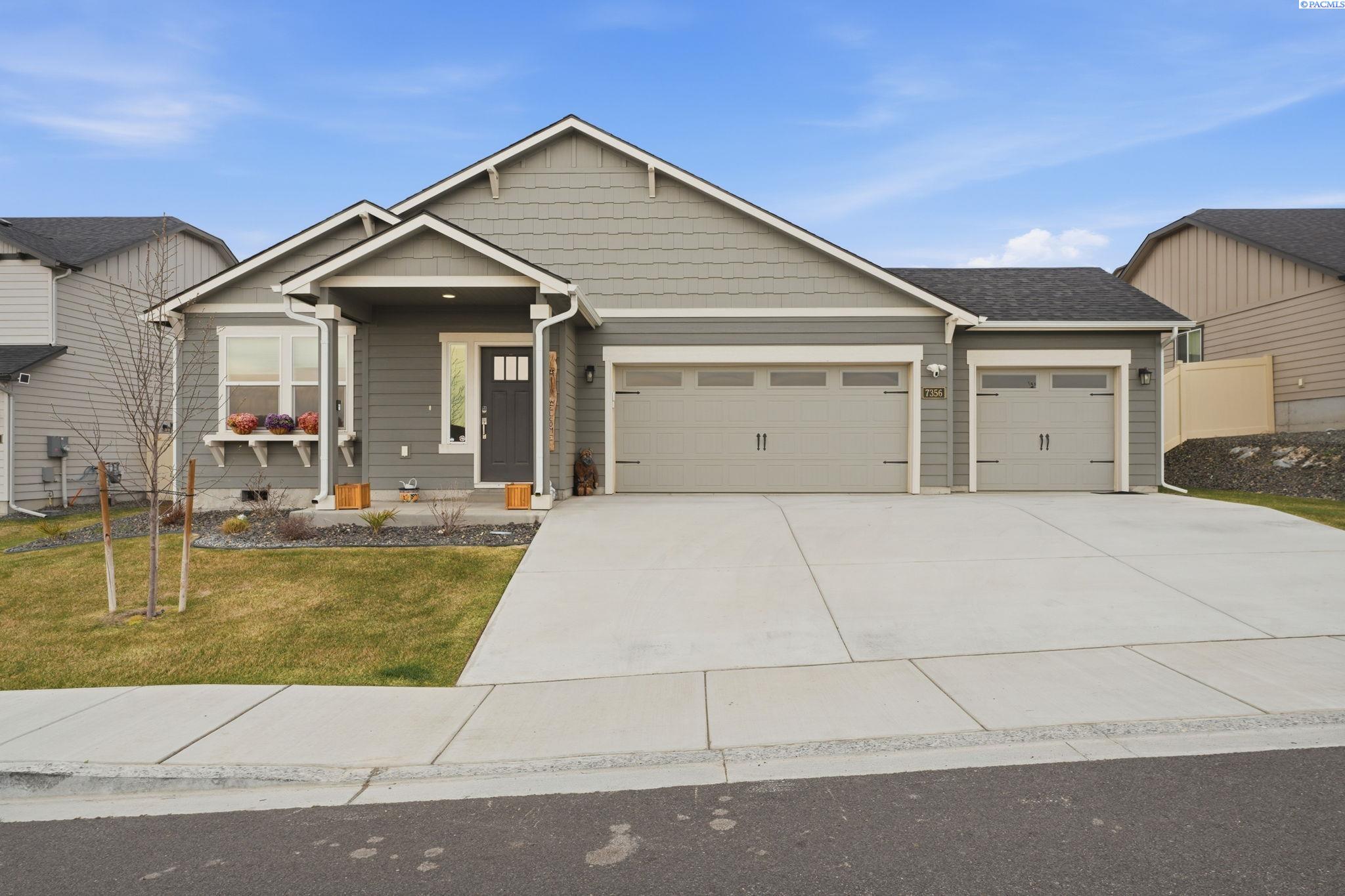 7356 26th Ave, Kennewick, WA 99338