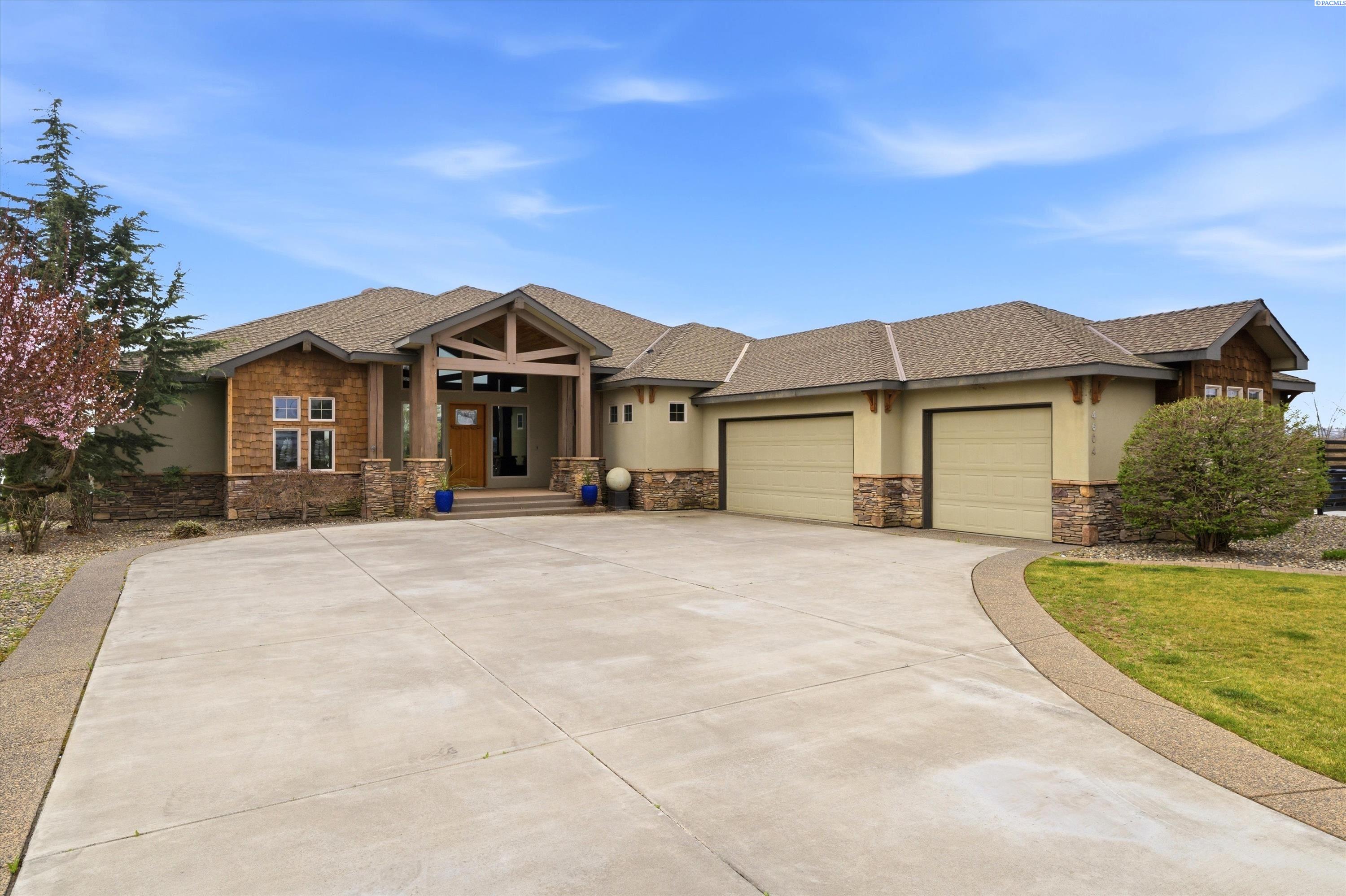 4604 Shoreline Ct, Pasco, WA 99301