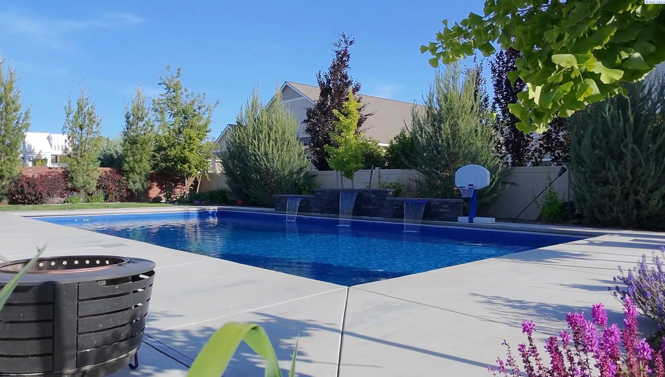 4765 Highview St, Richland, WA 99352