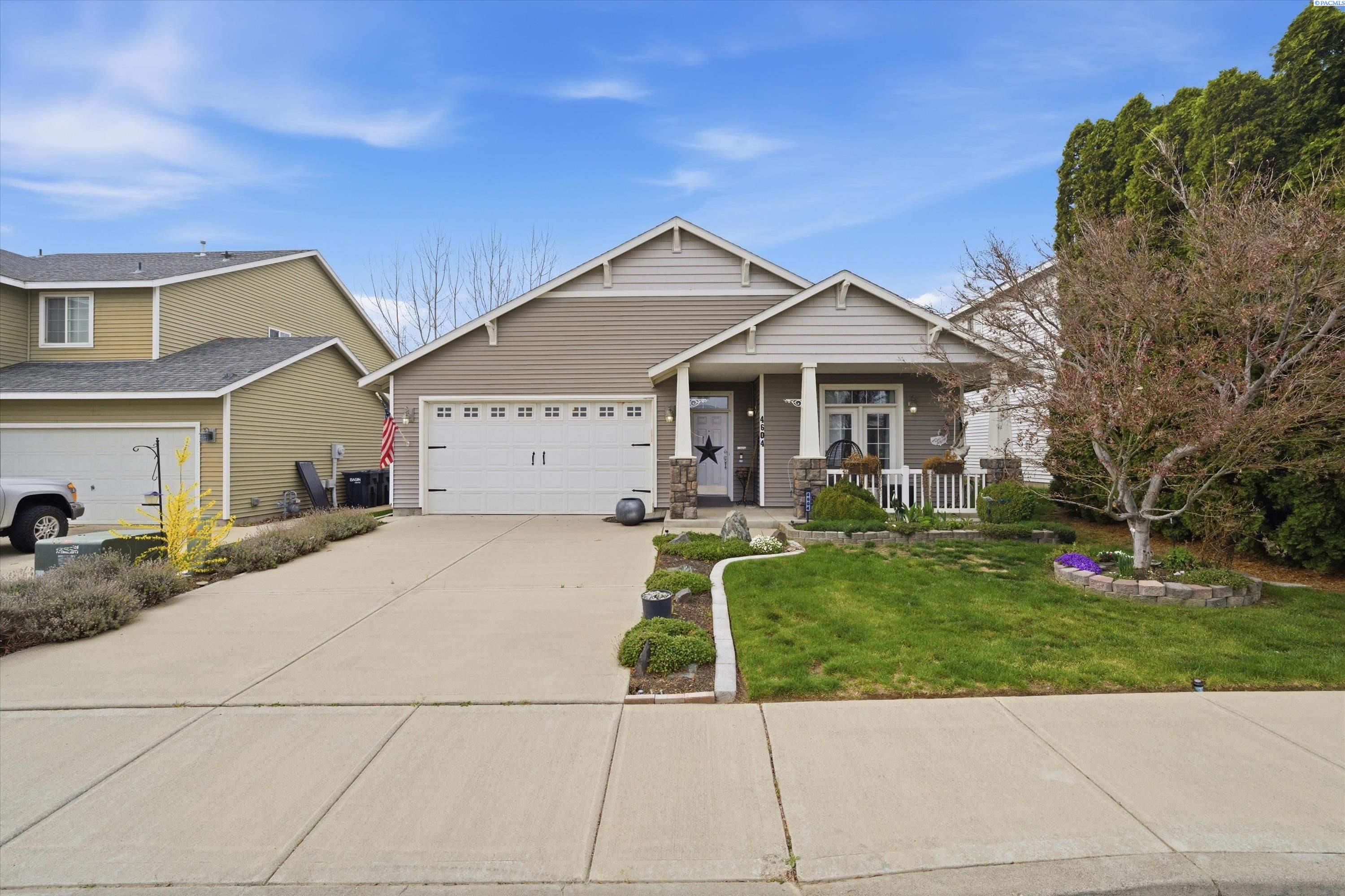 4604 Arabian Ln, Pasco, WA 99301