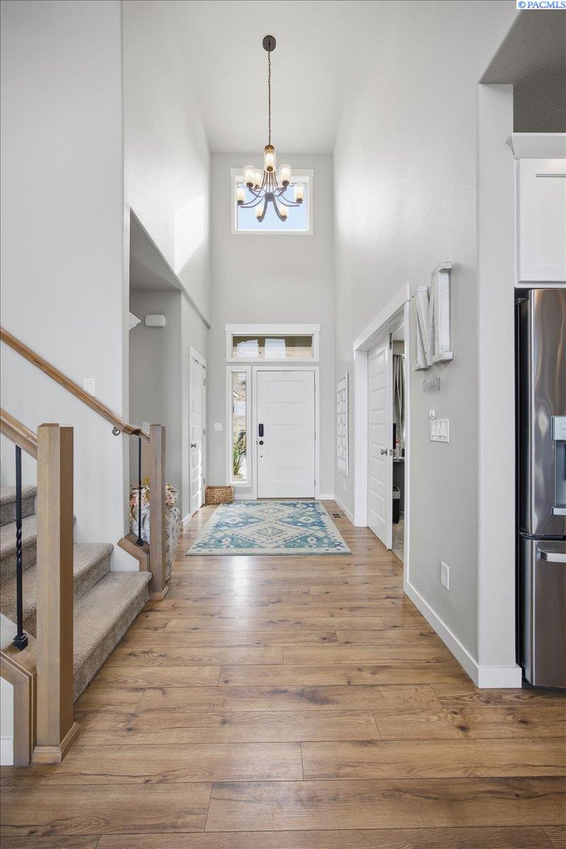 6557 Argos St, West Richland, WA 99353