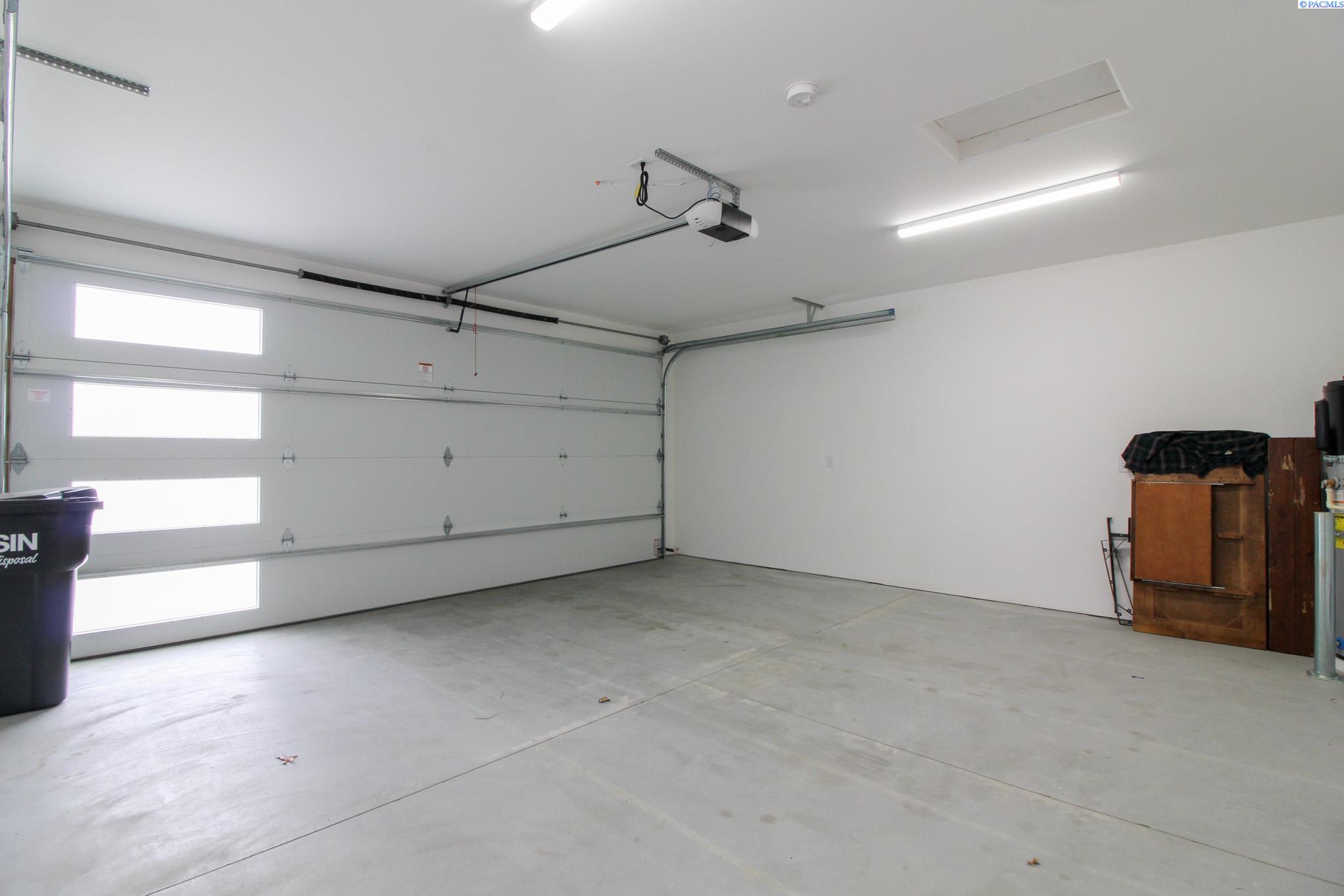 1398 Kalani Ct, West Richland, WA 99353