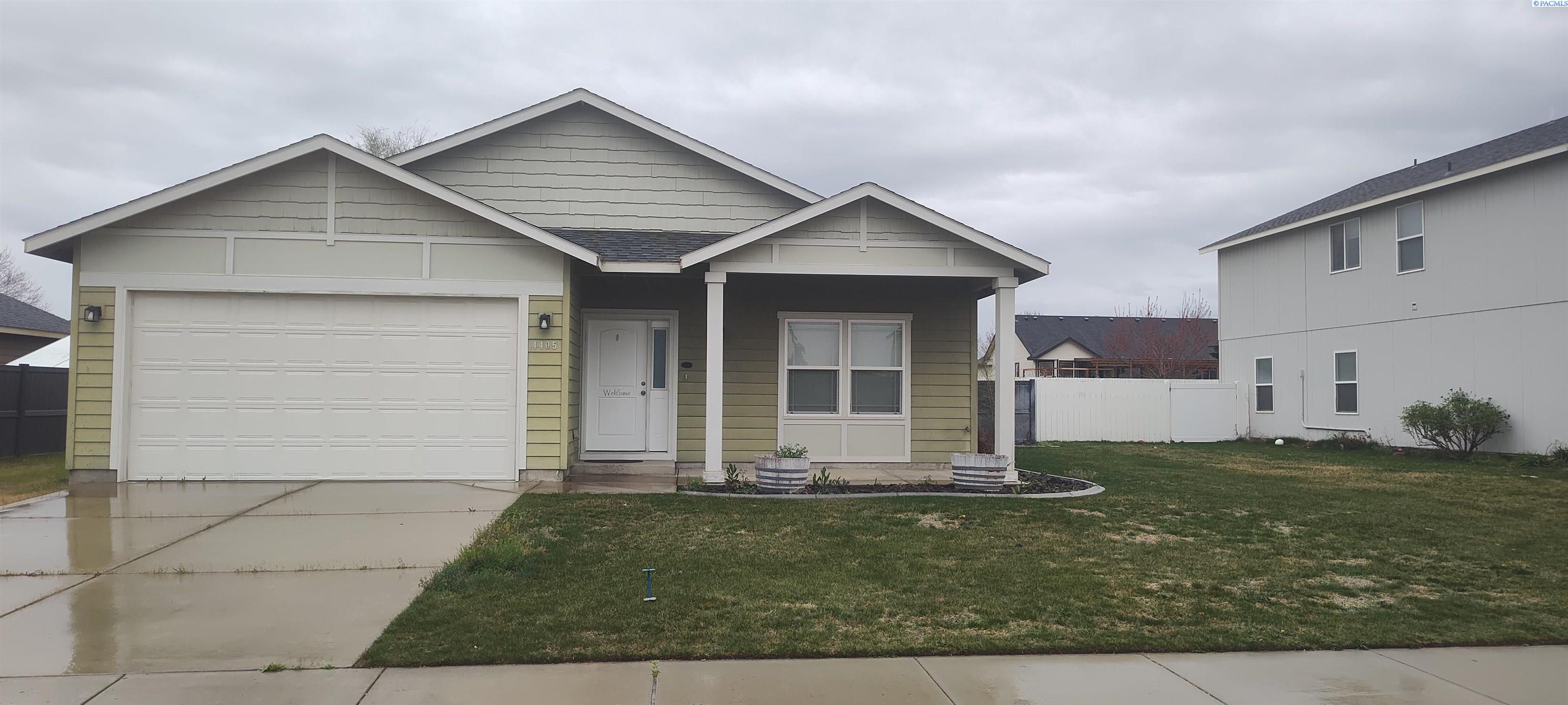4405 Phoenix Ln, Pasco, WA 99301
