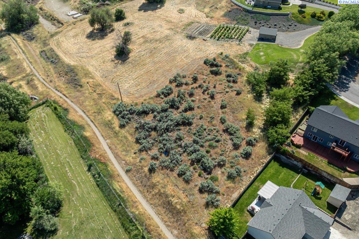 Lot 3 Block 7 Legion Heights #2, Benton City, WA 99320