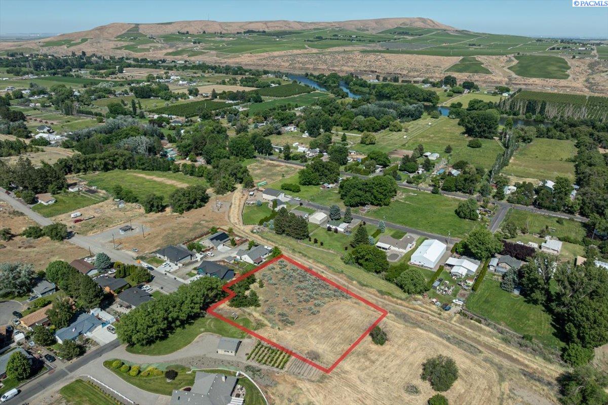 Lot 3 Block 7 Legion Heights #2, Benton City, WA 99320