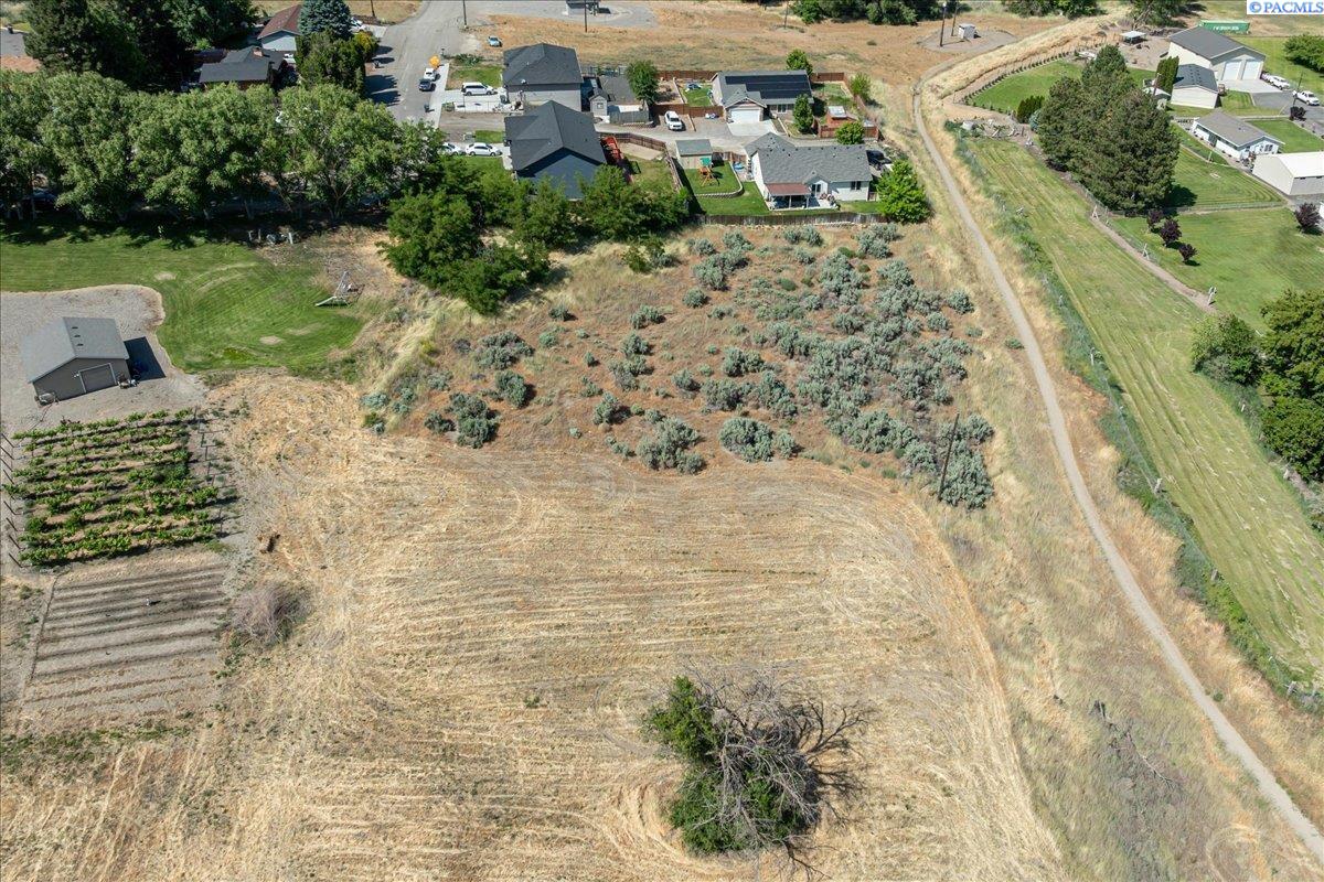 Lot 3 Block 7 Legion Heights #2, Benton City, WA 99320