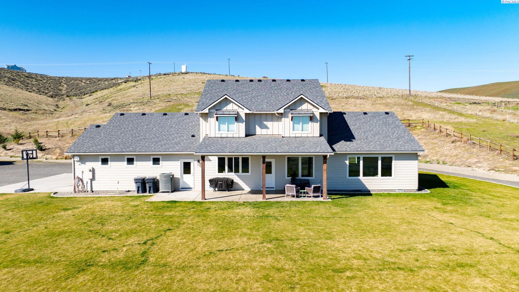 59426 E 95th Prse, Benton City, WA 99320