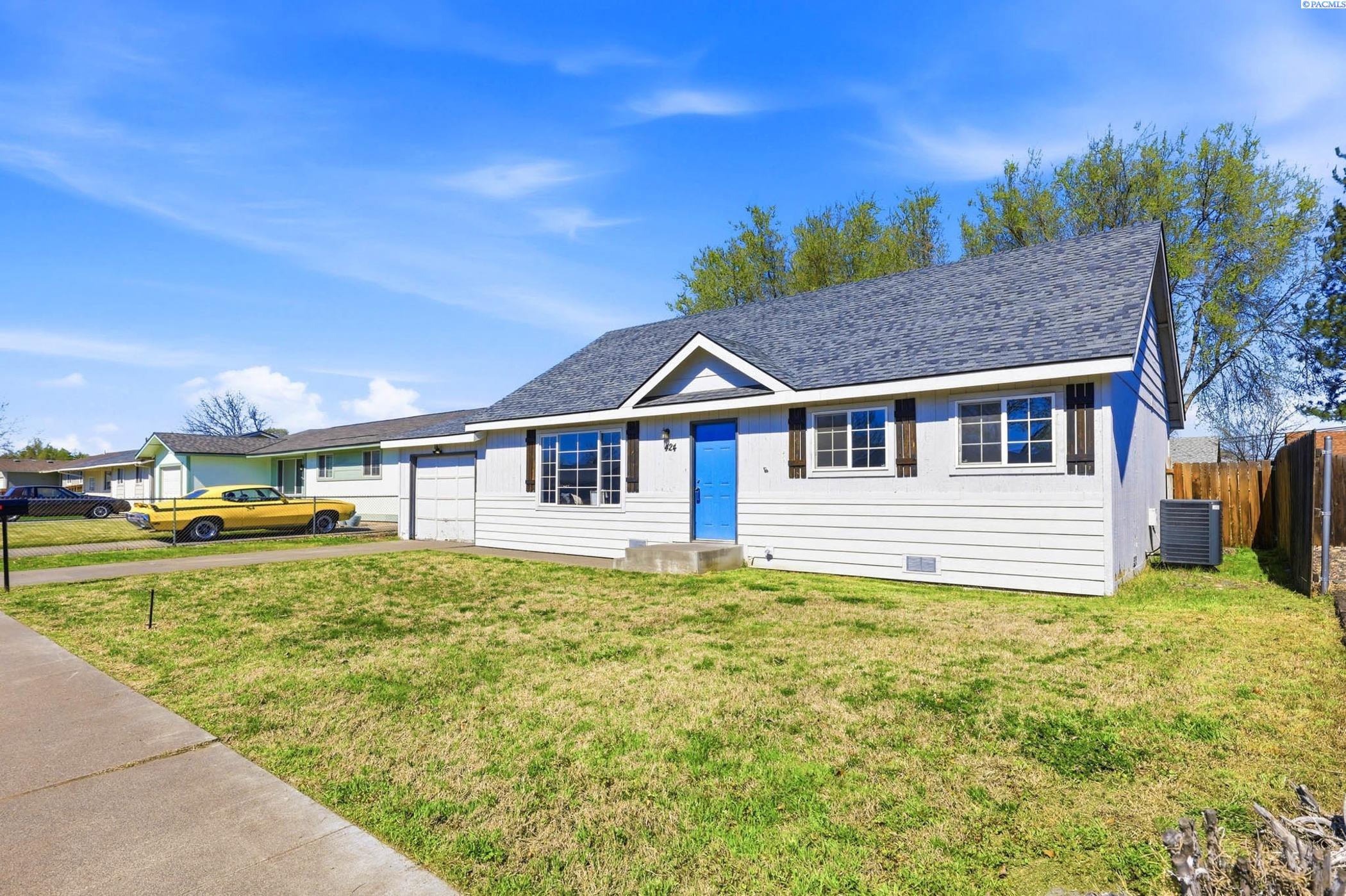 424 11th Ave, Kennewick, WA 99337